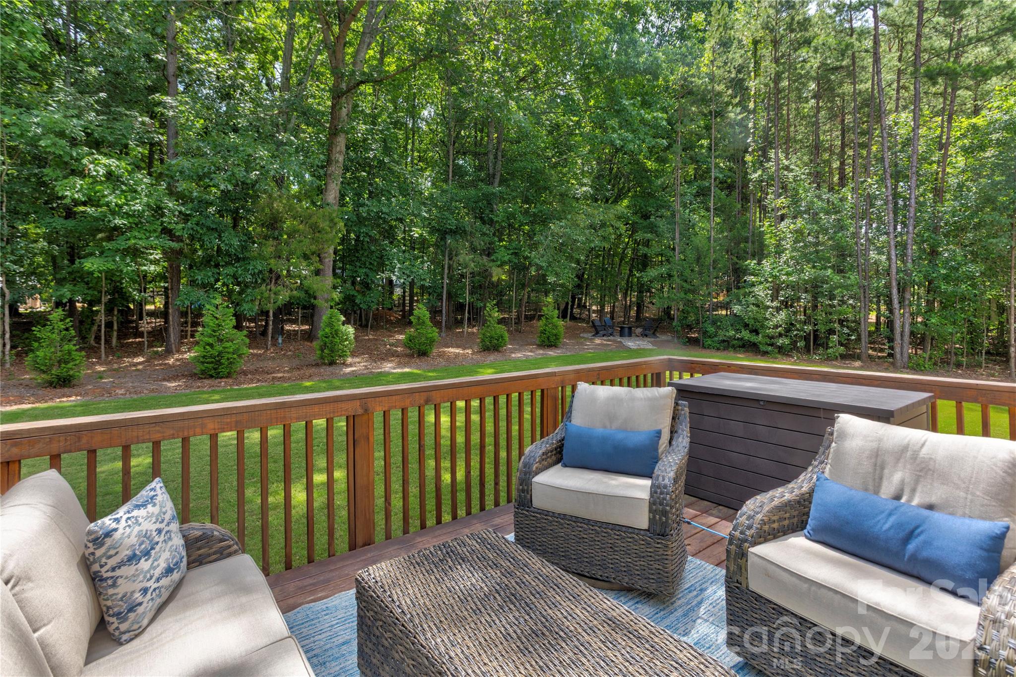 The Estates at Arlington Woods - Residential