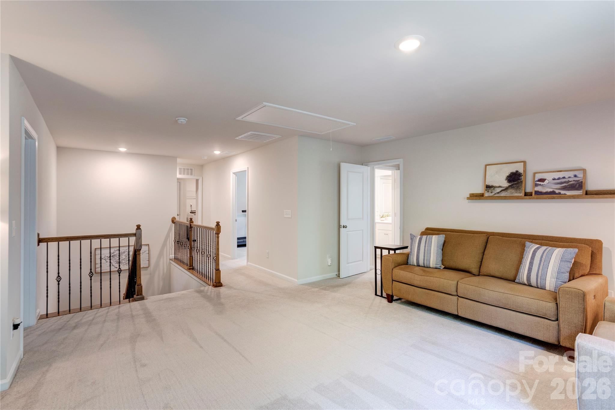 The Estates at Arlington Woods - Residential