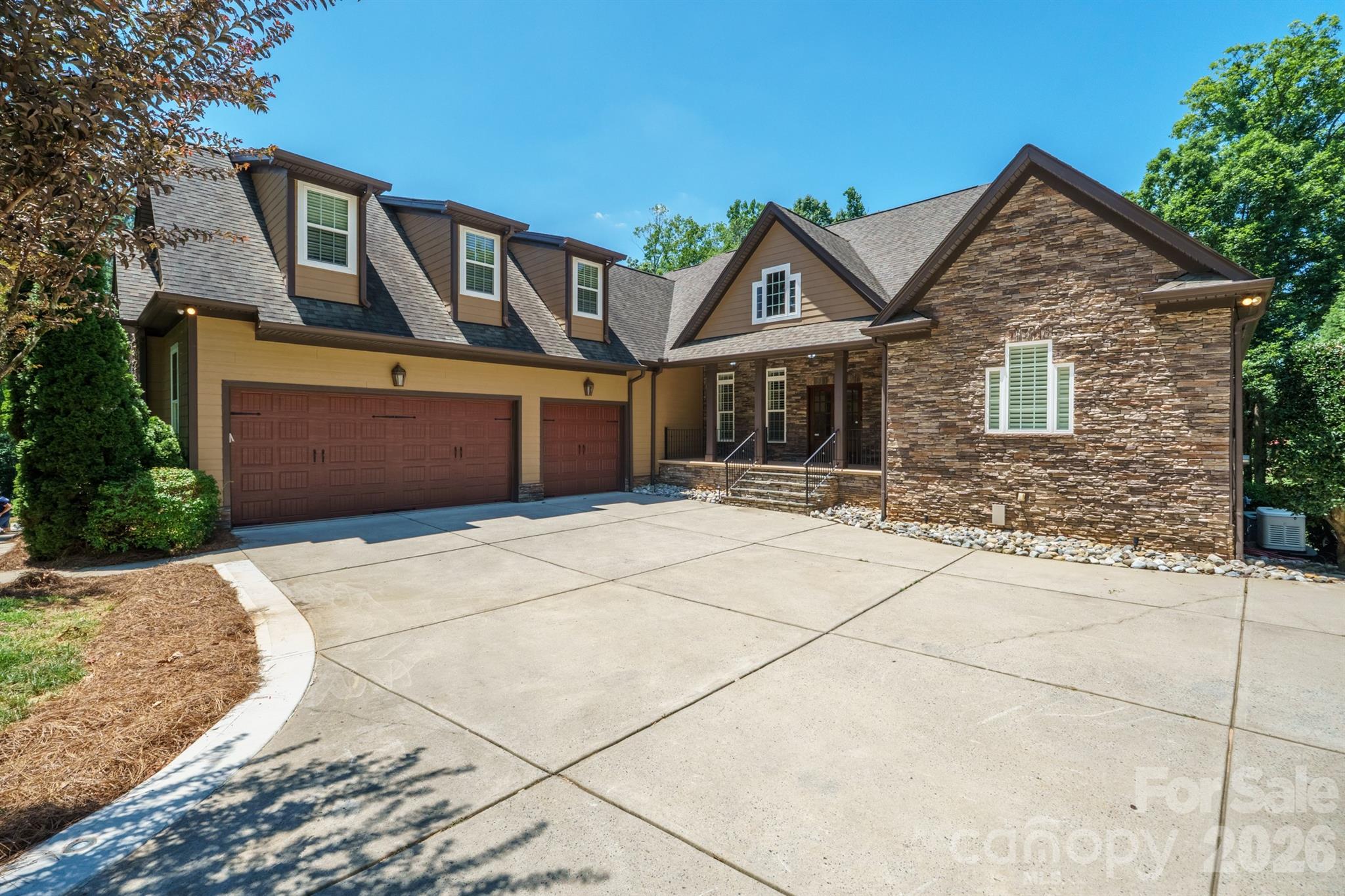 Harbor Oaks - Residential