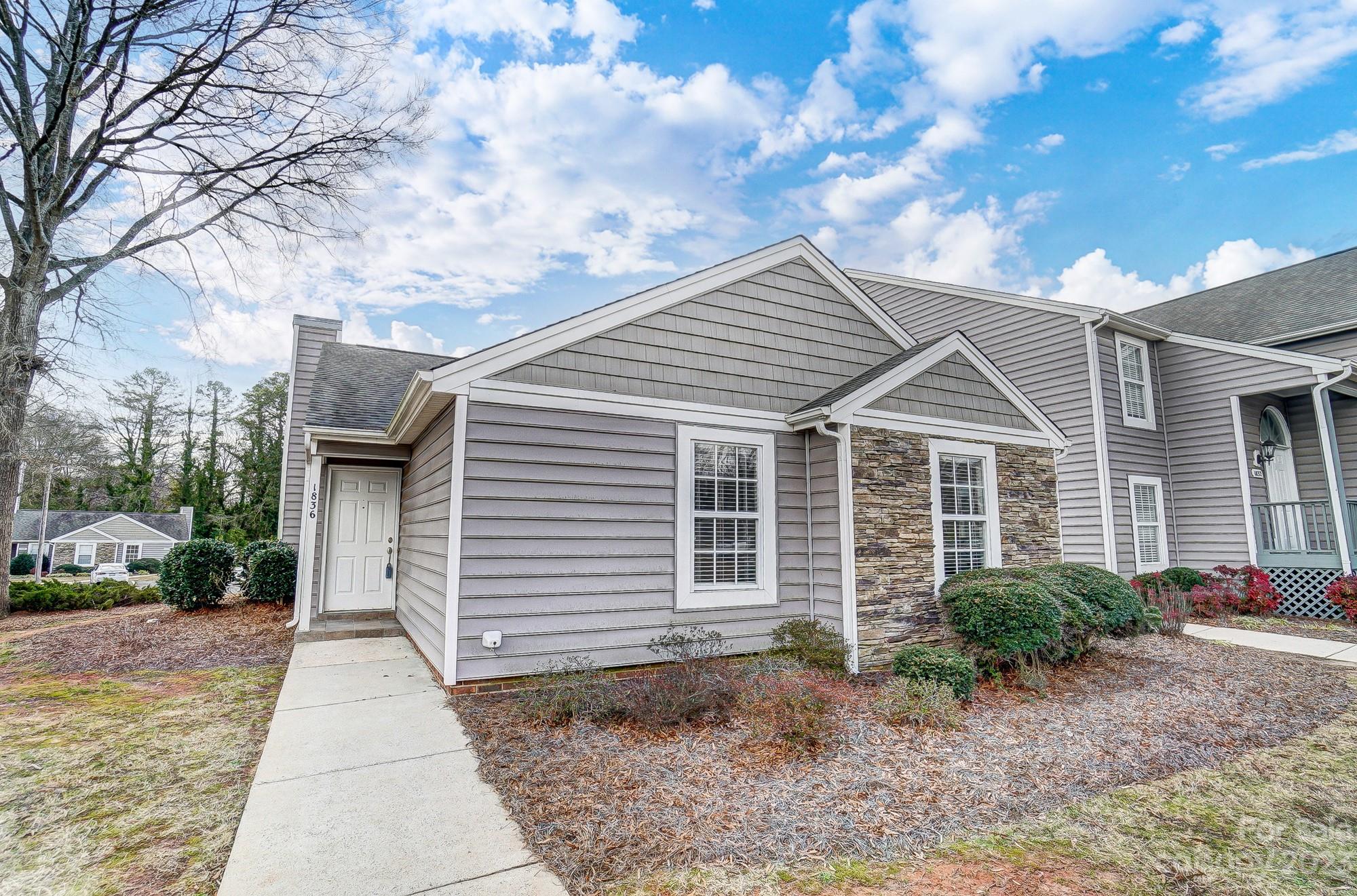 New price and freshly painted townhome in popular Fairlawn Villas. Walking distance to lots of shops, restaurants and grocery. One level easy maintenance living. 3 bedroom/ 2 bathroom end unit.