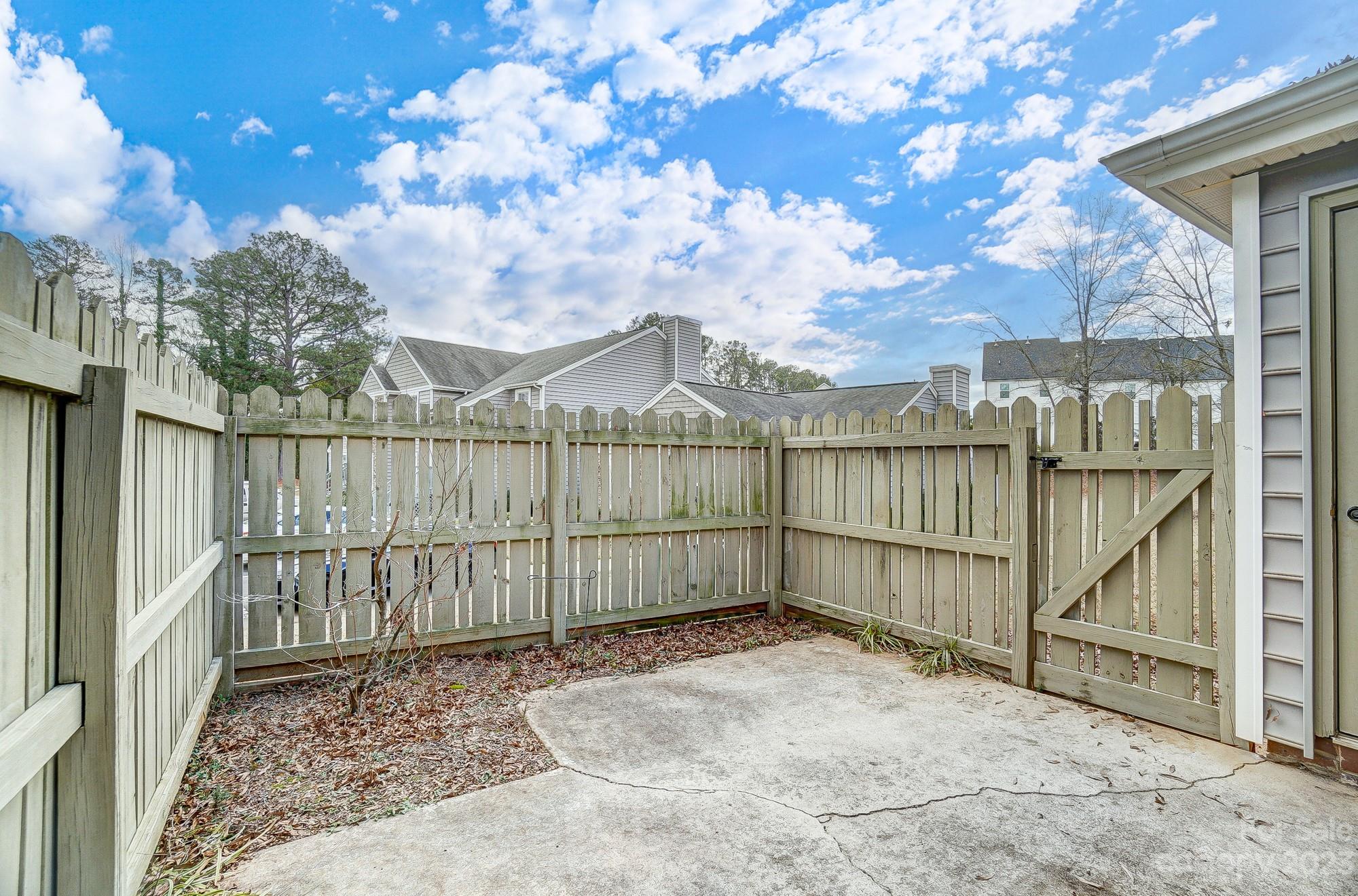 Fairlawn Villas - Residential