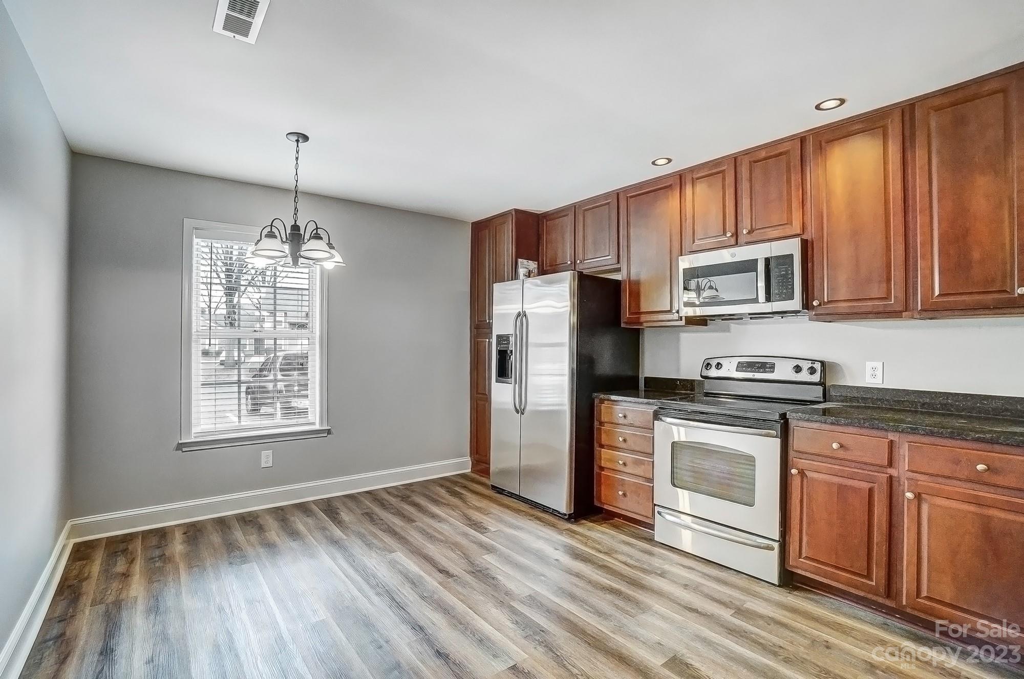 Fairlawn Villas - Residential