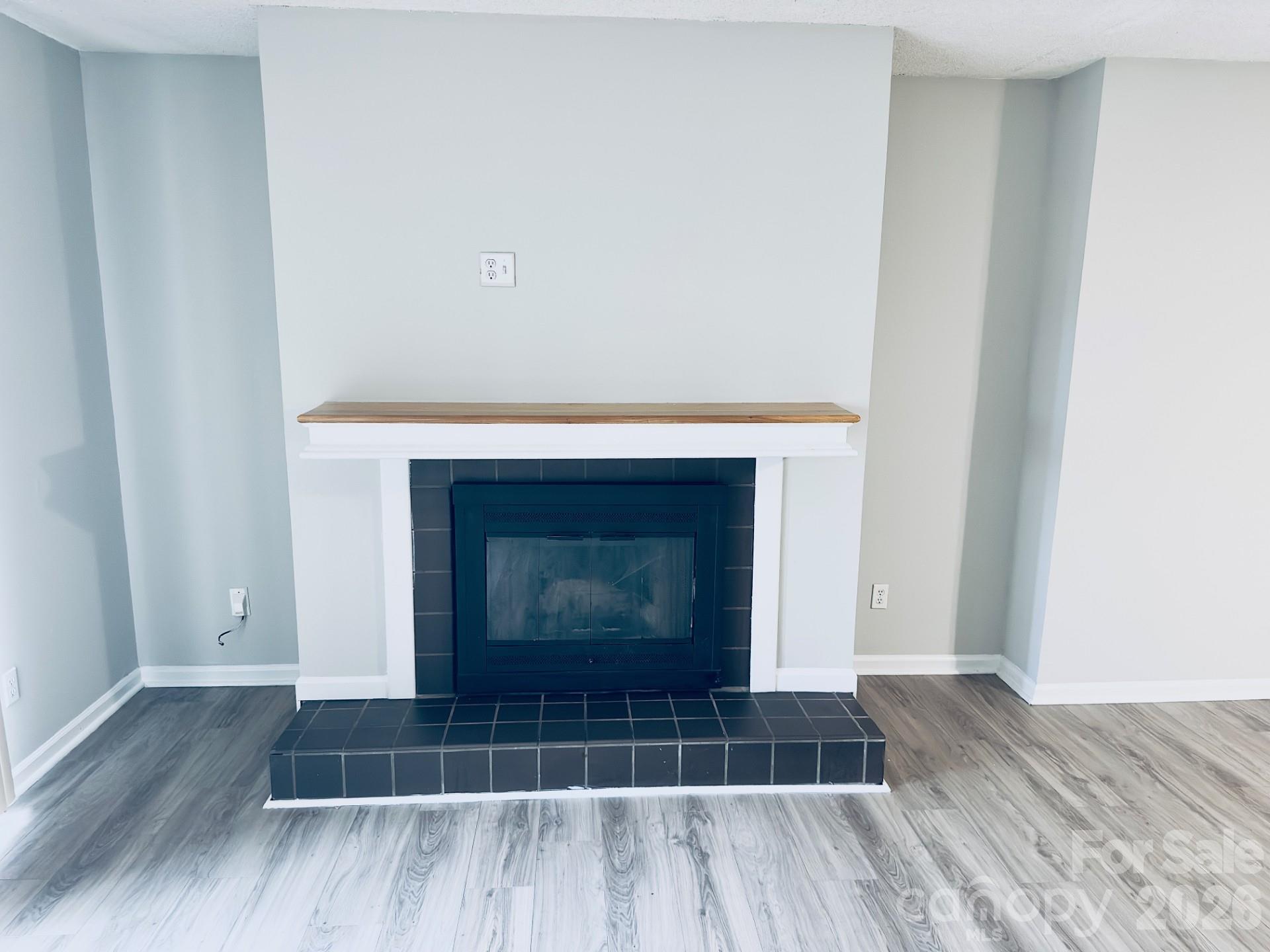 Lakeshore Village - Residential