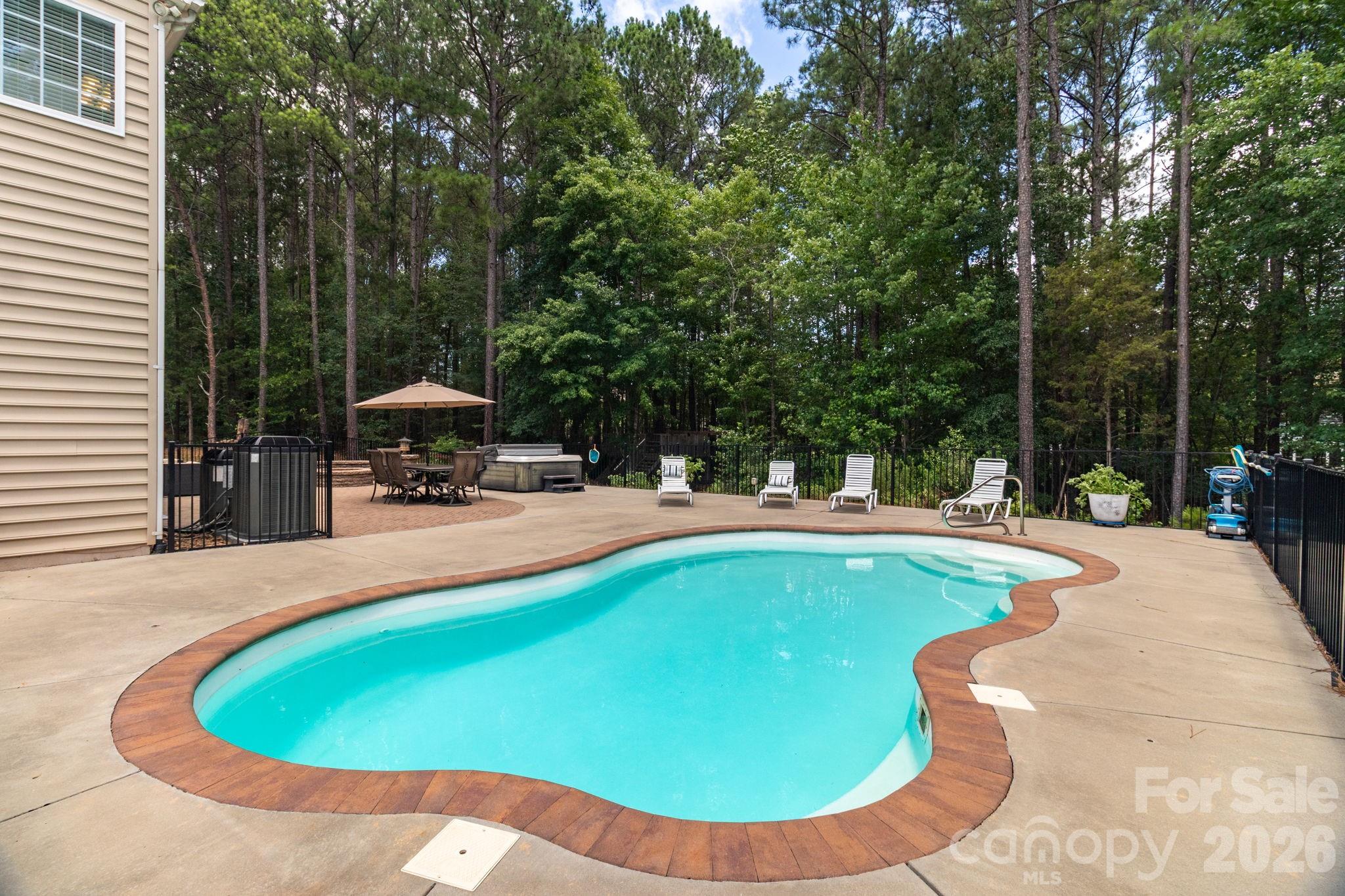 Wesley Oaks - Residential