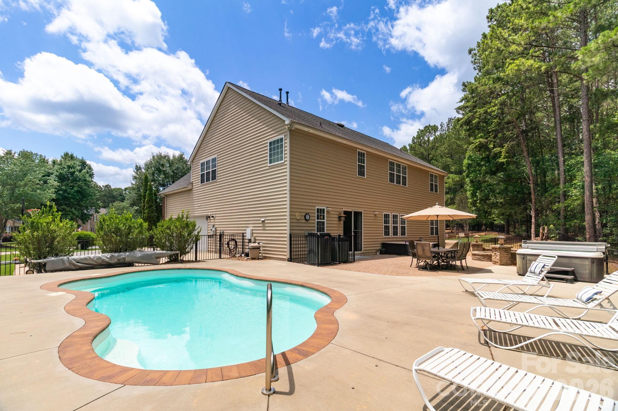 Wesley Oaks - Residential