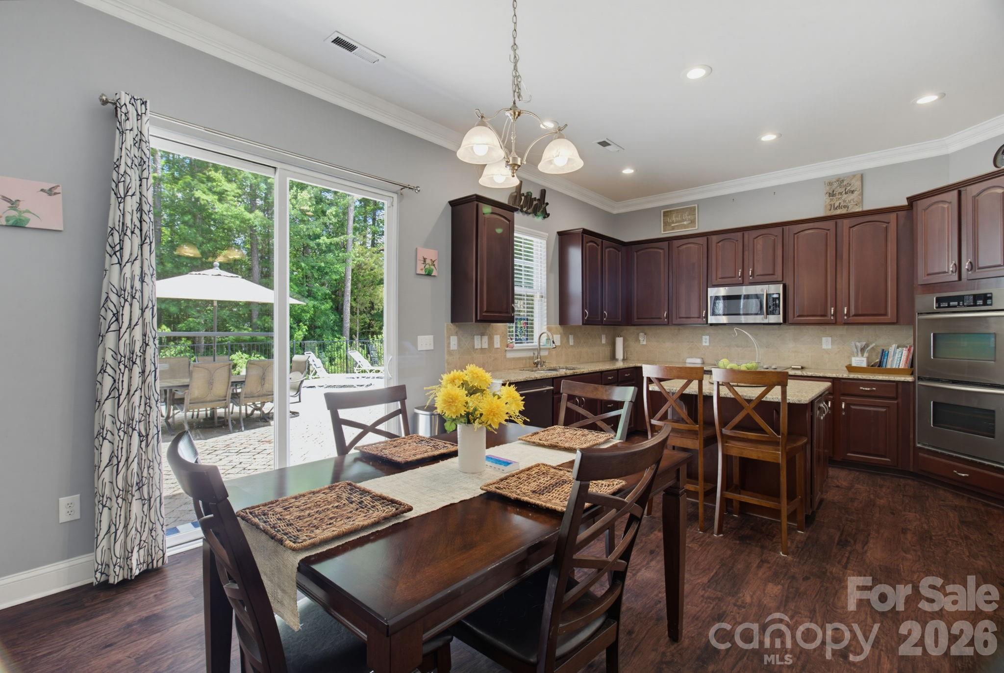 Wesley Oaks - Residential