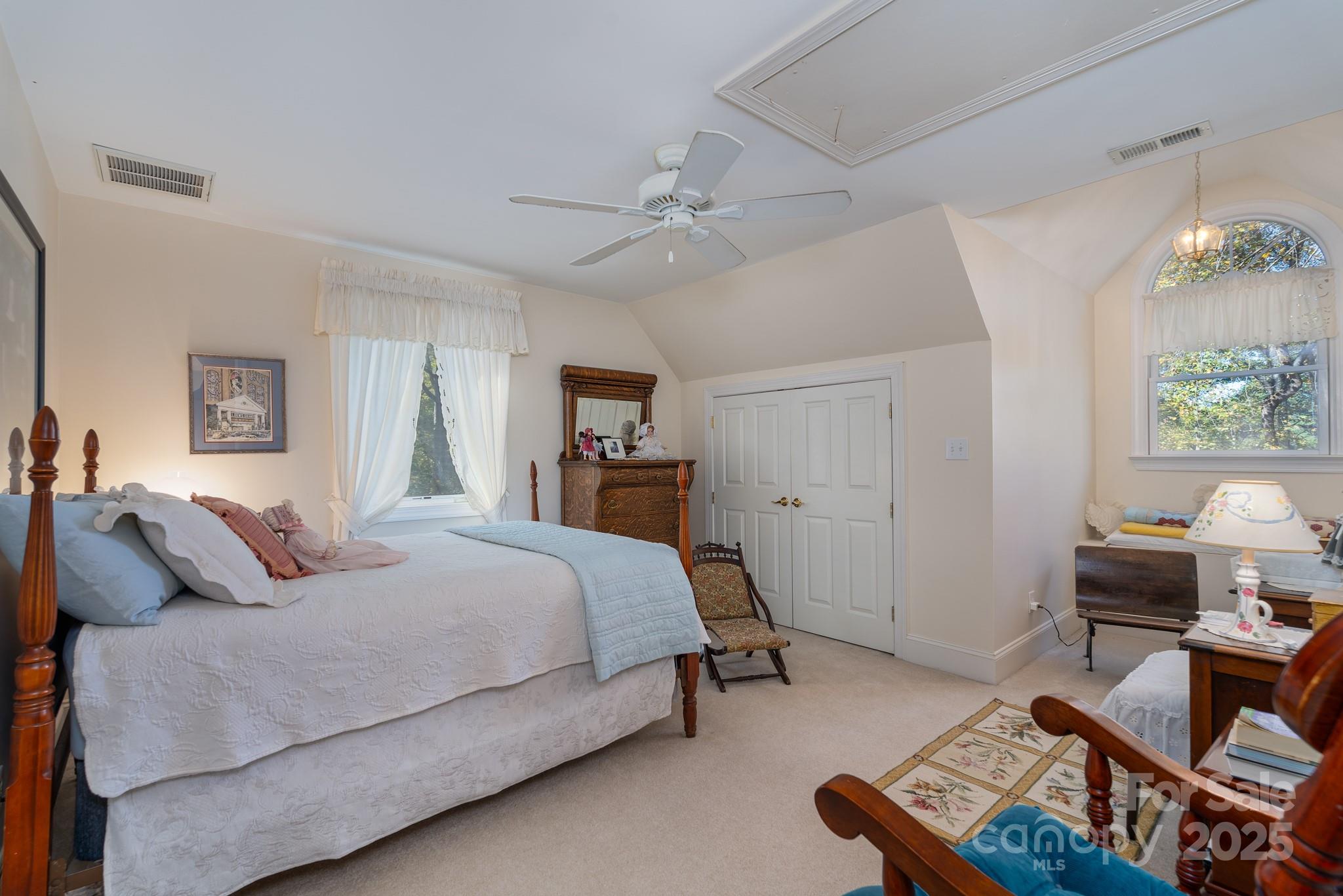 Meadow Lakes - Residential