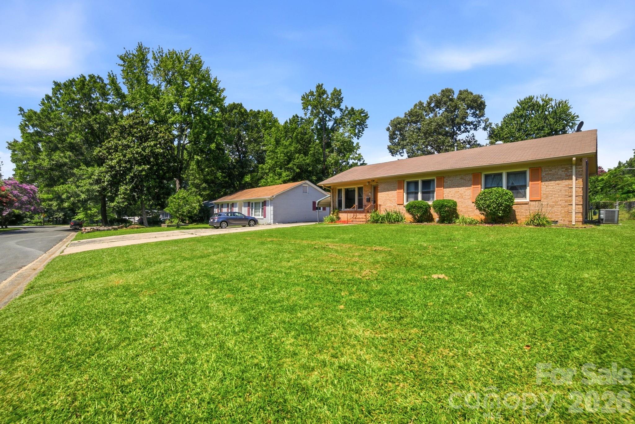 Pinecroft - Residential
