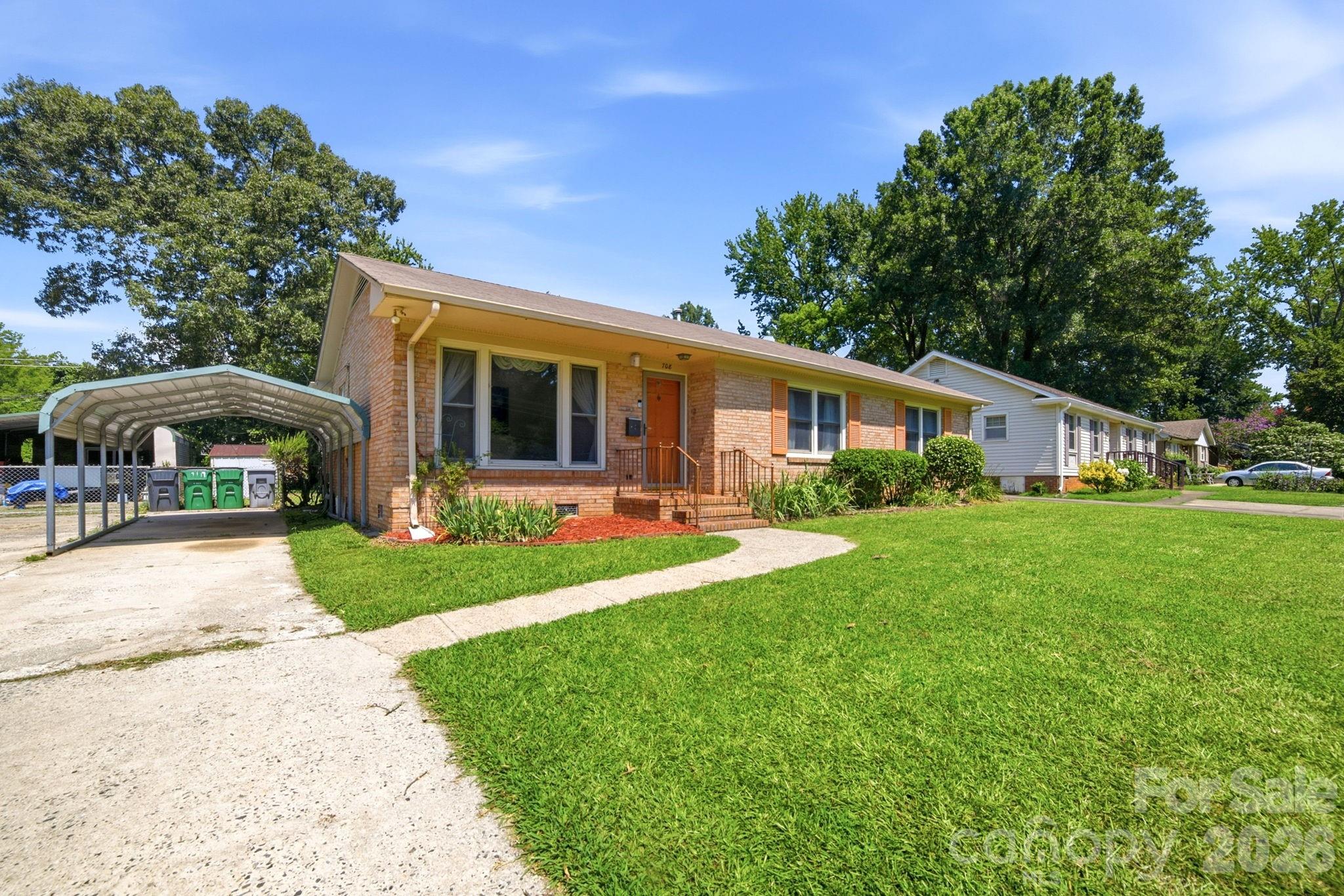 Pinecroft - Residential