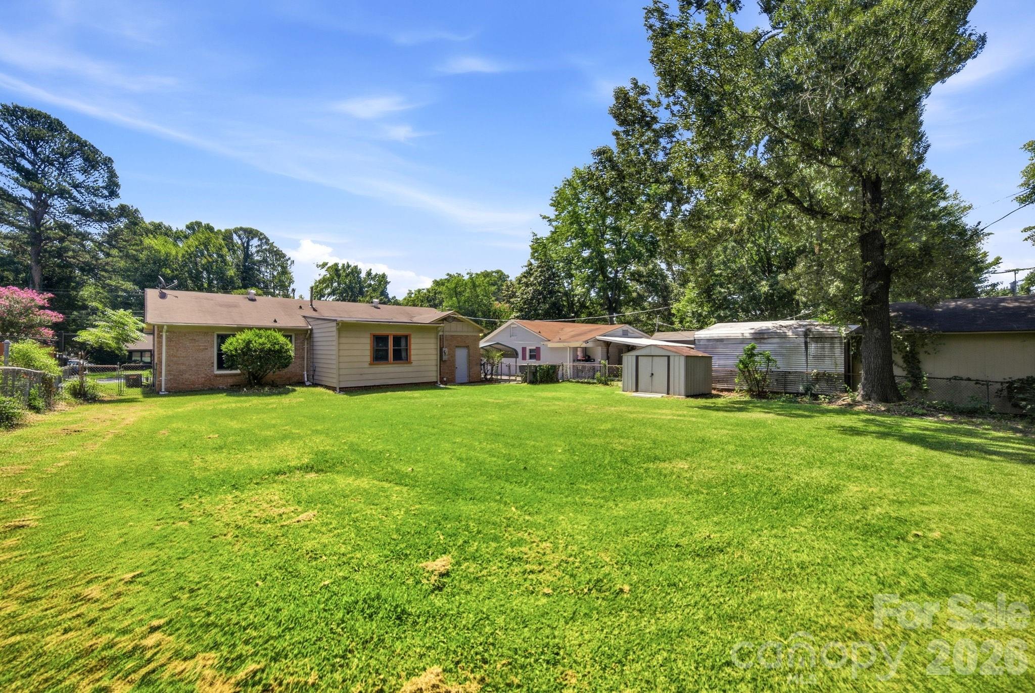 Pinecroft - Residential