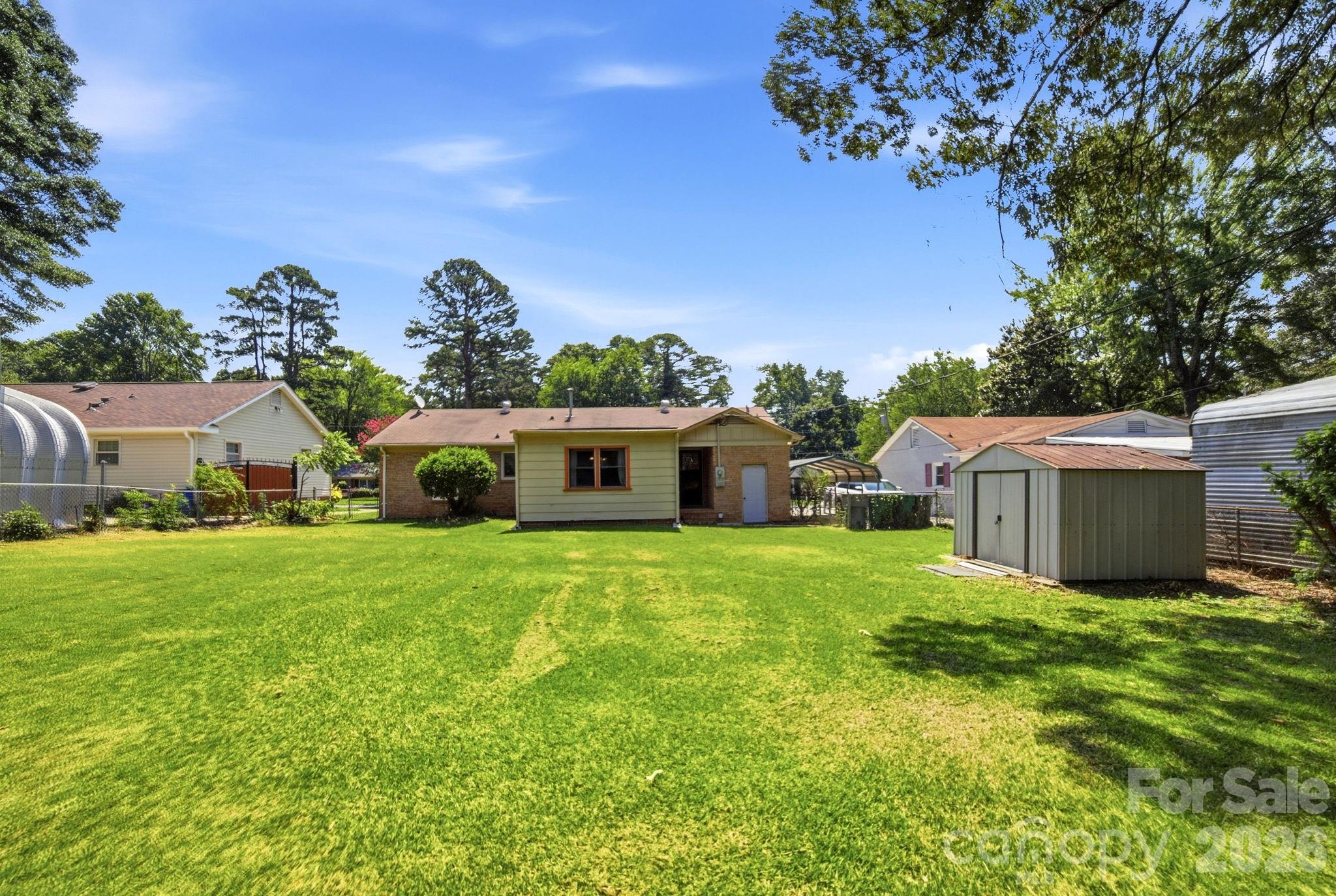 Pinecroft - Residential