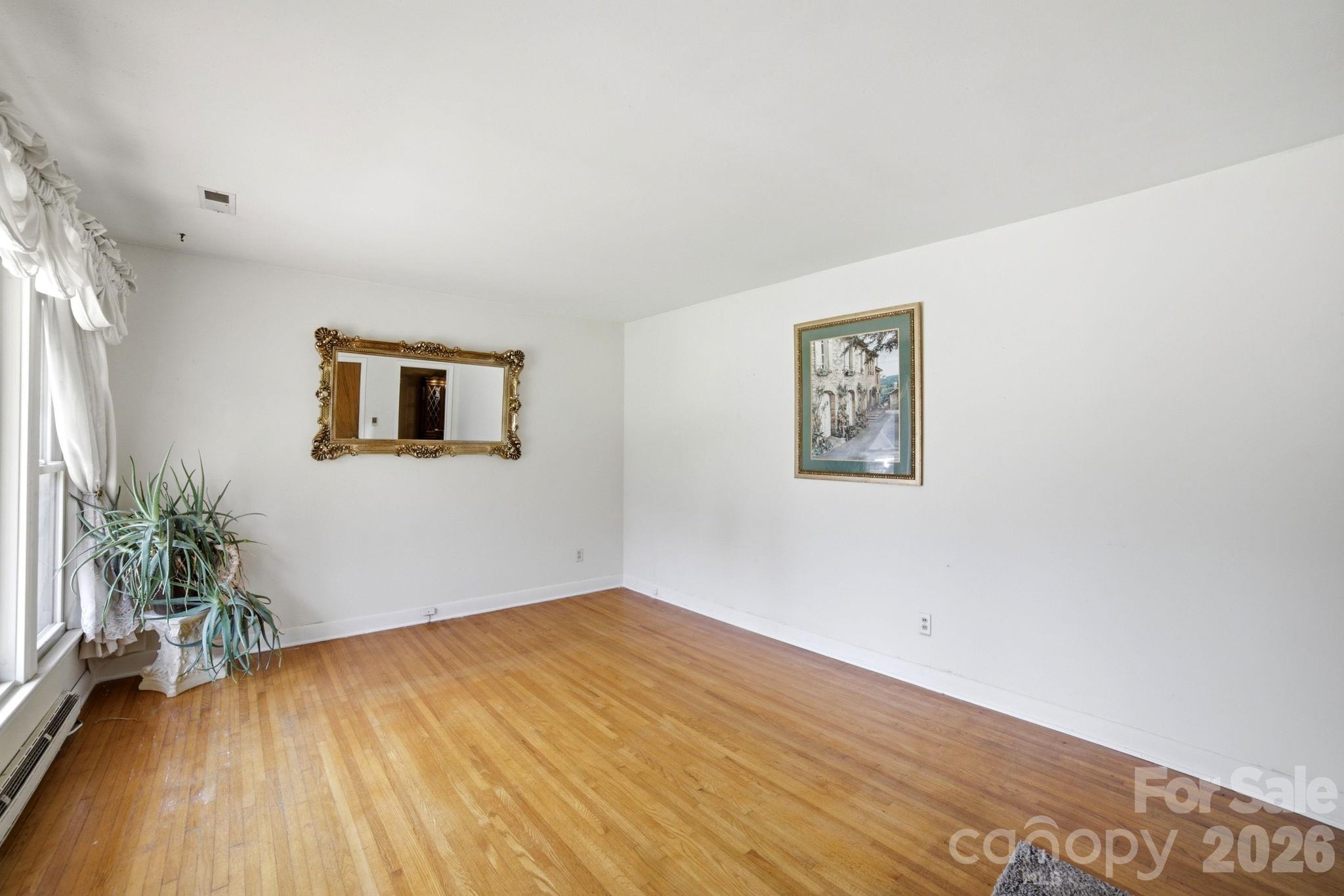 Pinecroft - Residential