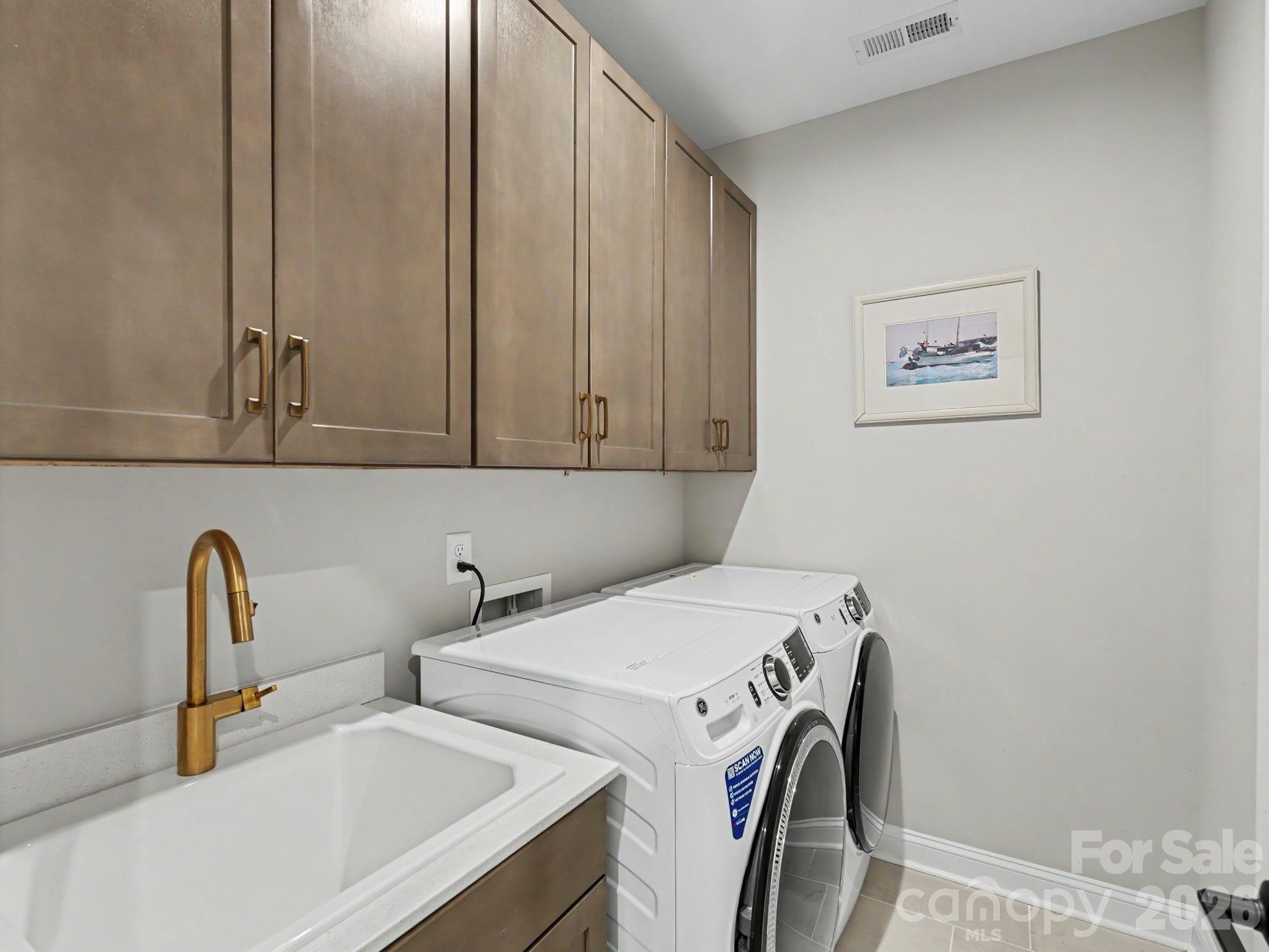 Elizabeth Glen - Residential
