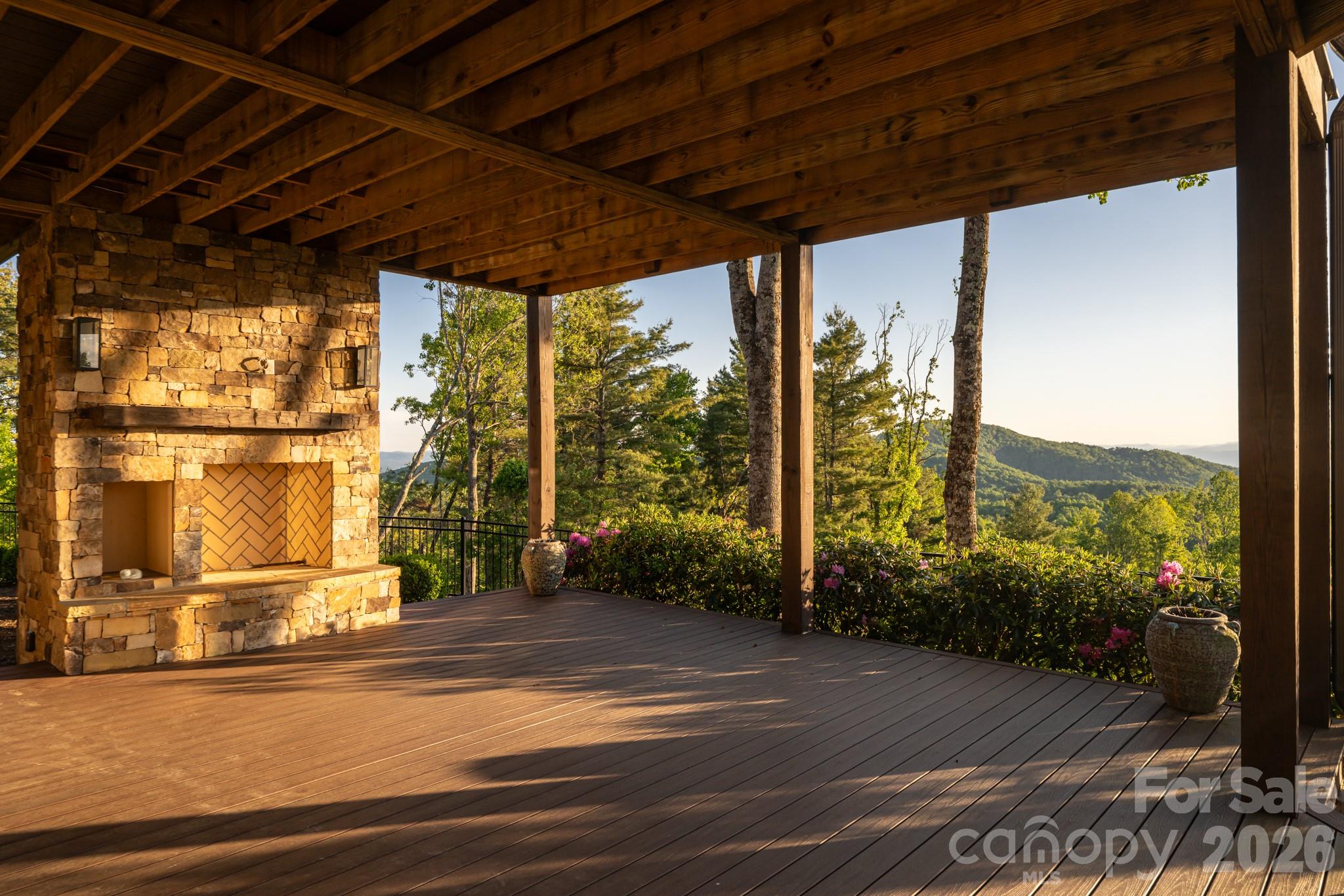 Grand Highlands at Bearwallow - Residential