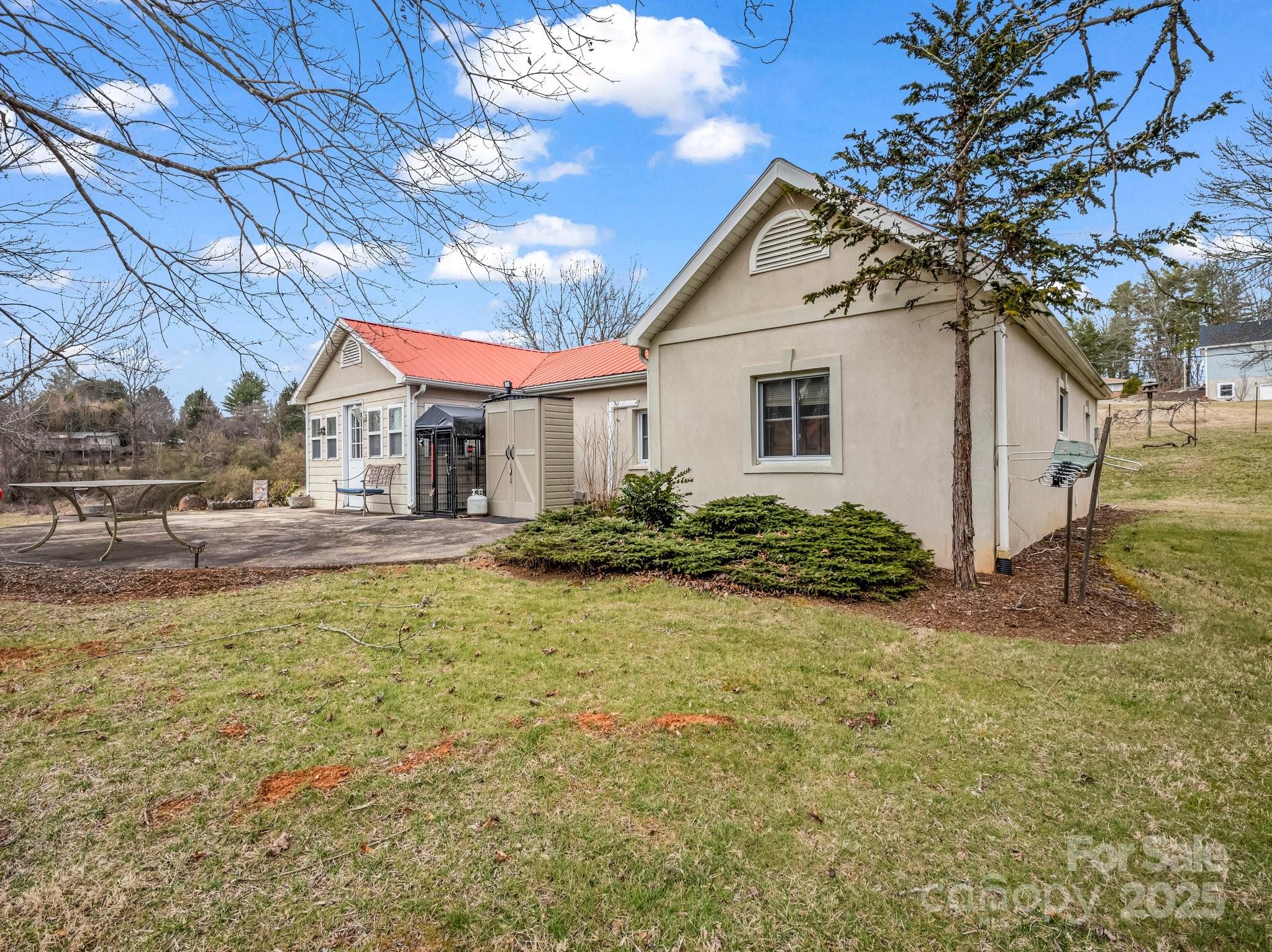 Settlers Cove - Residential
