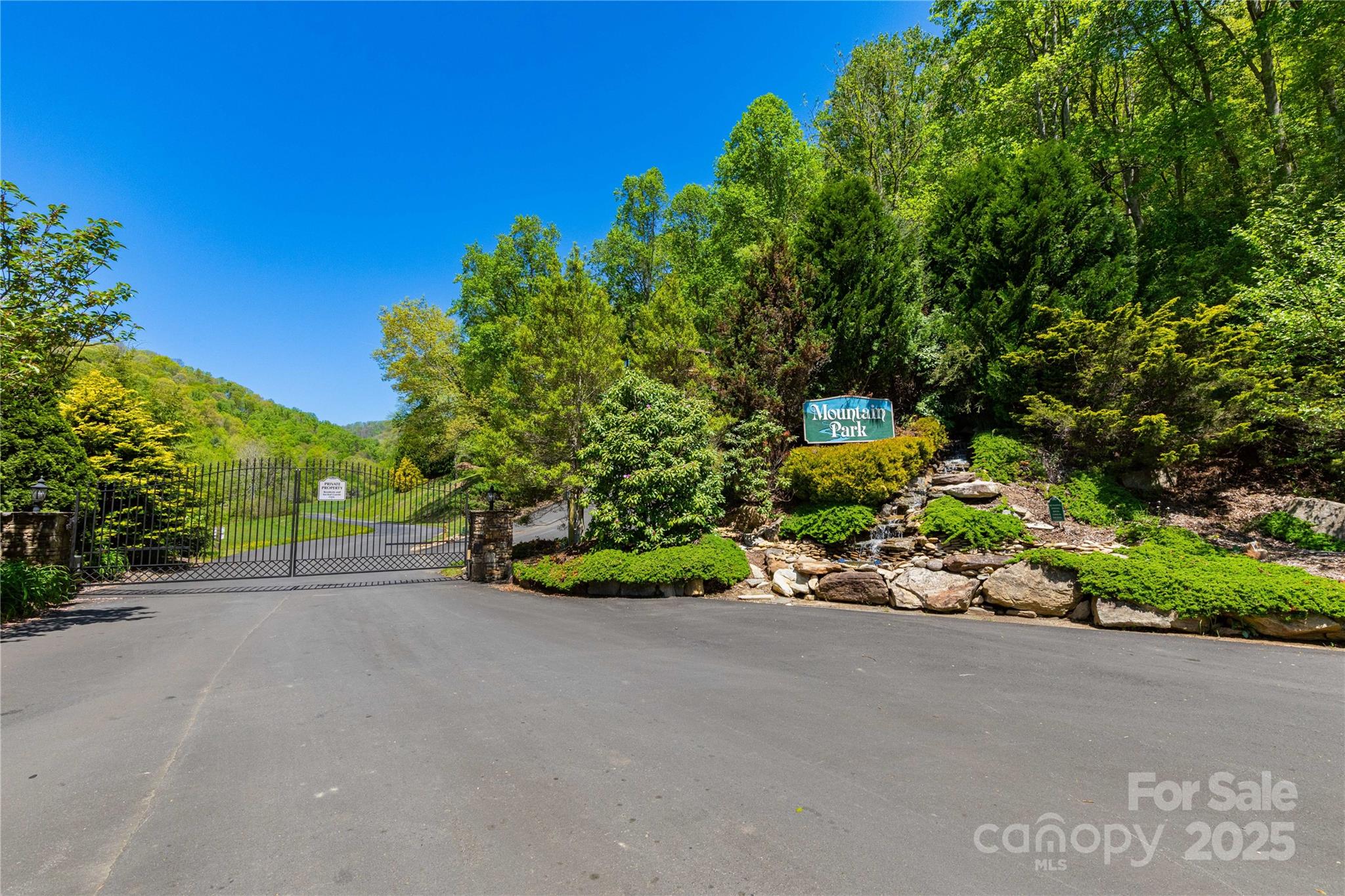 Mountain Park - Land