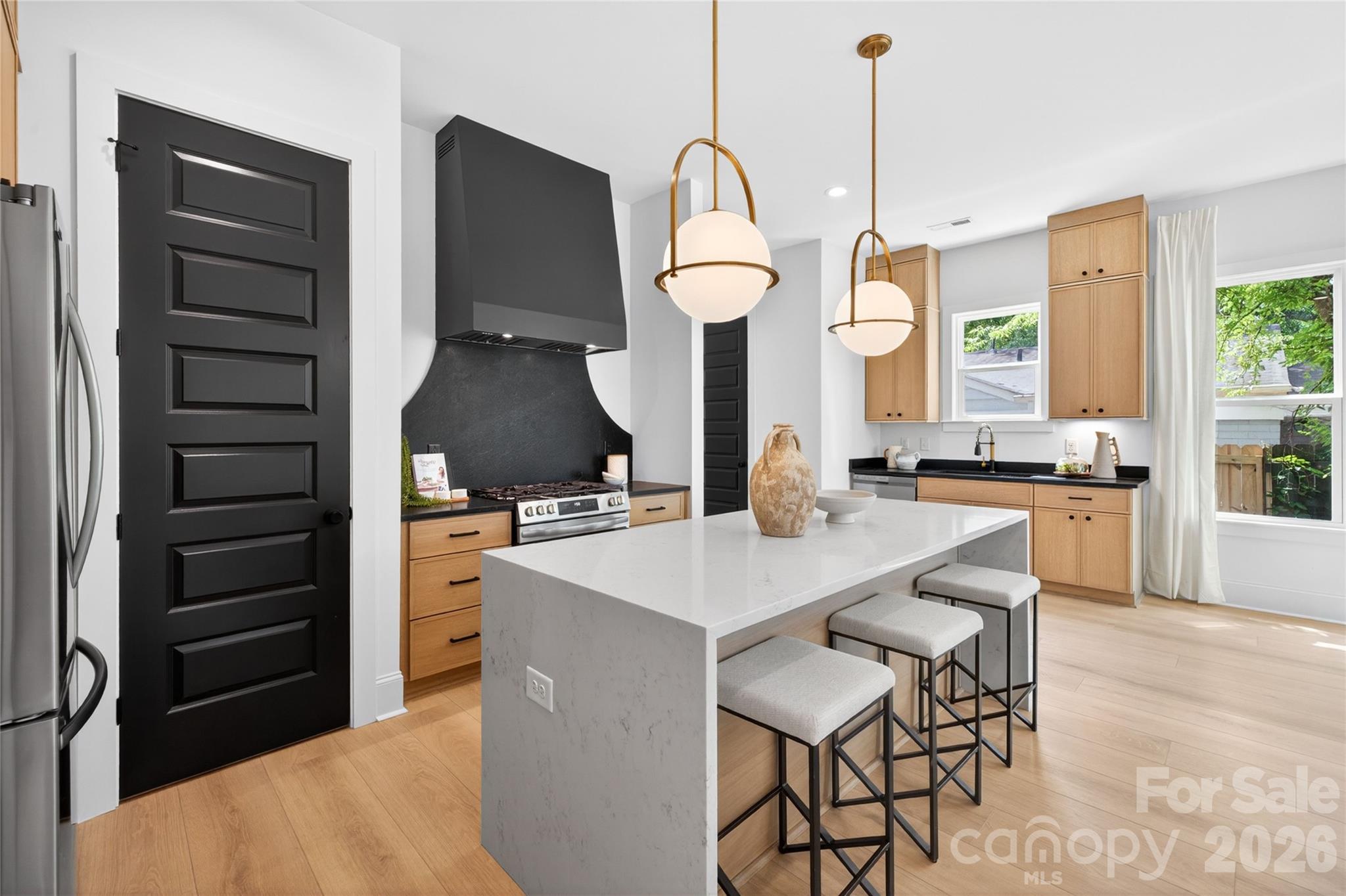 Plaza - Residential