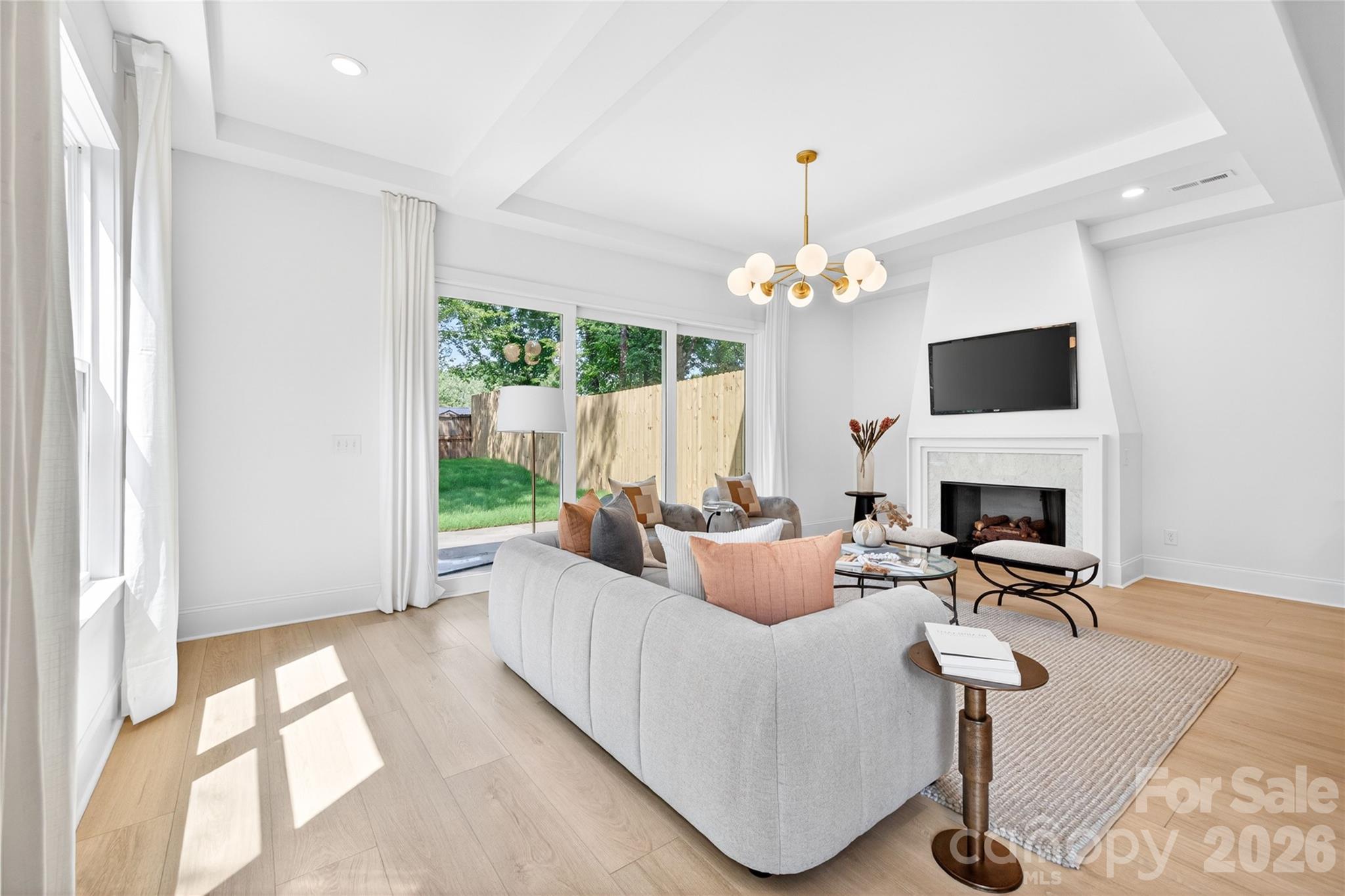 Plaza - Residential