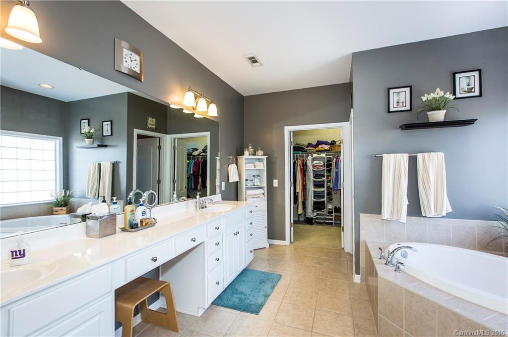 Reserve At Gold Hill - Residential