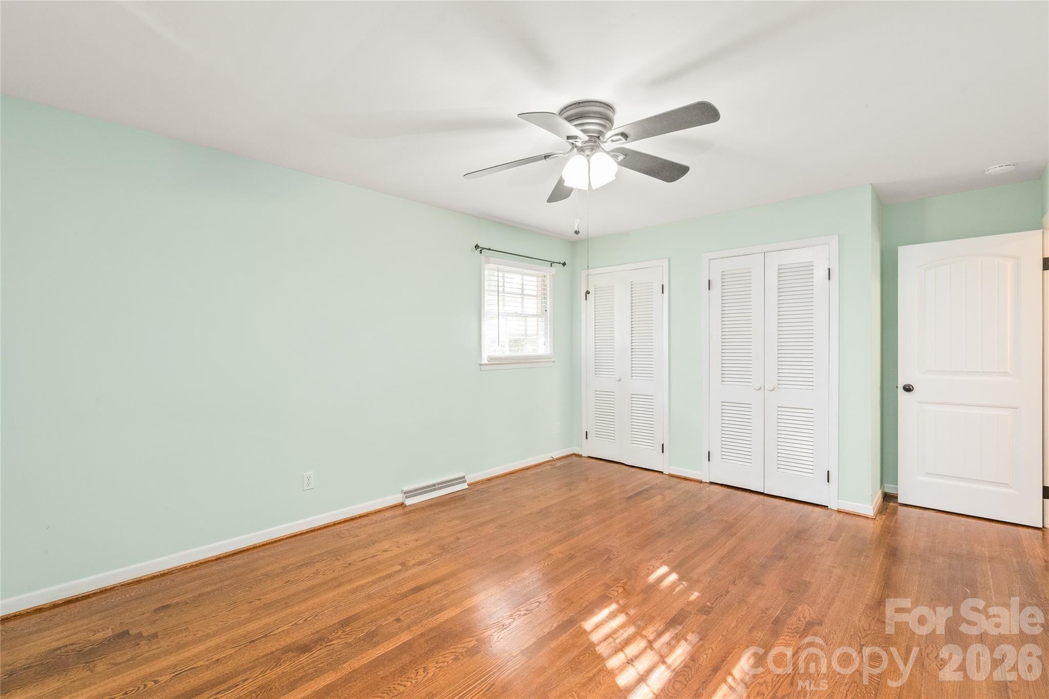 Queens Grant - Residential