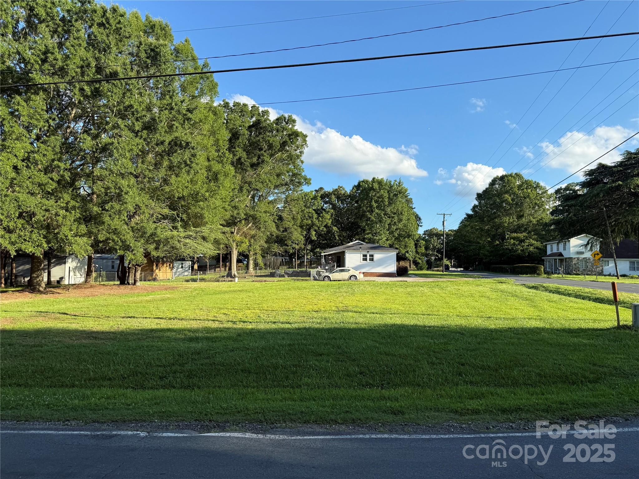Builders take a look. Great corner lot and within minutes from downtown Kannapolis. Priced to sell!