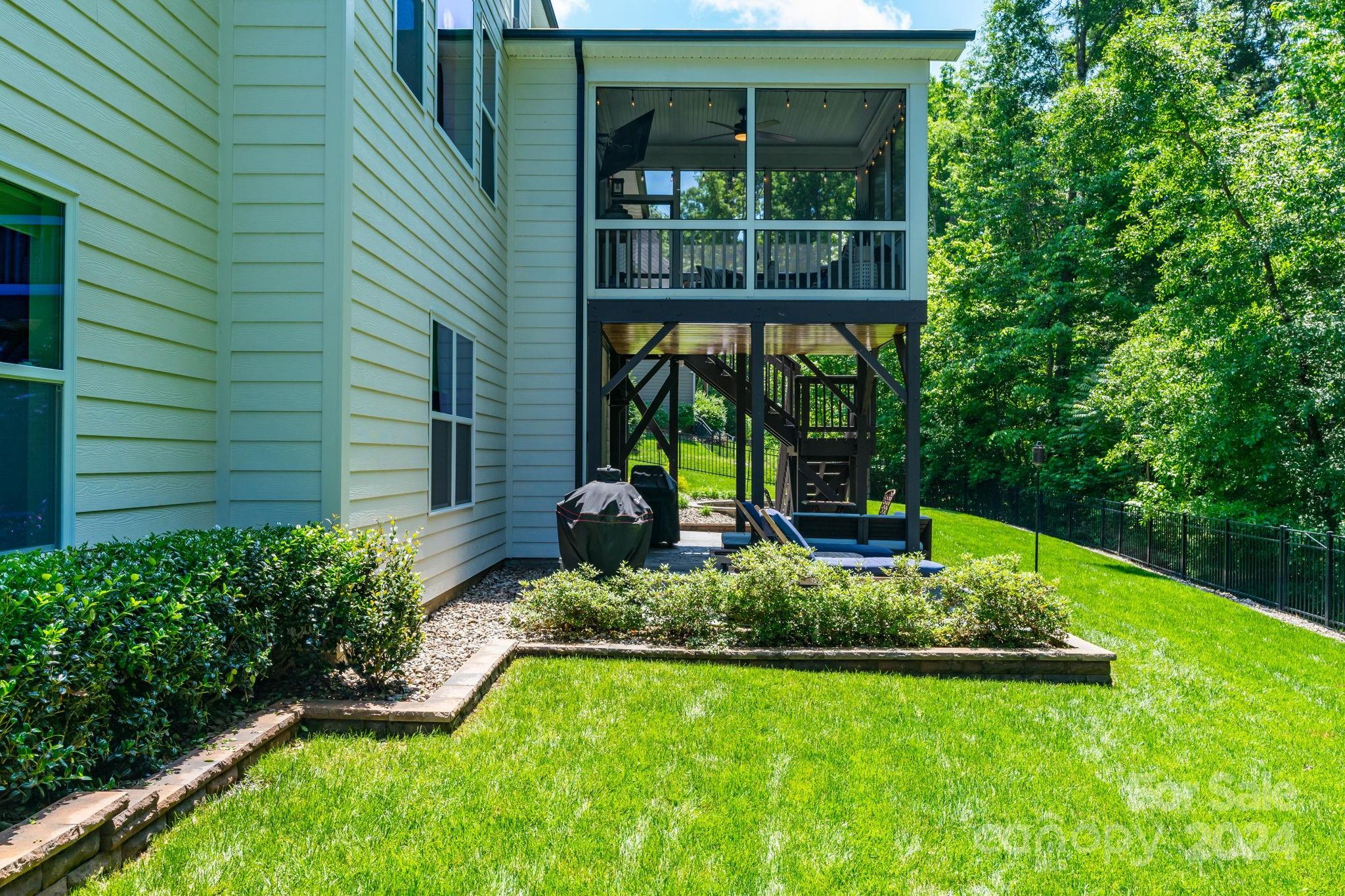 The Manors at Lake Ridge - Residential