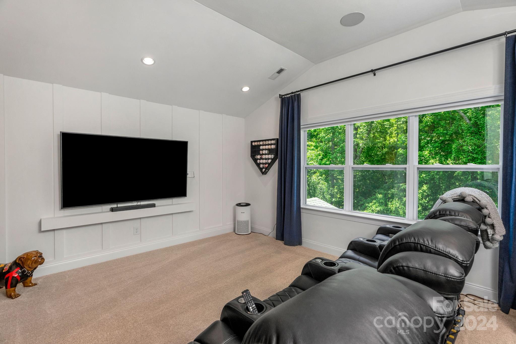 The Manors at Lake Ridge - Residential