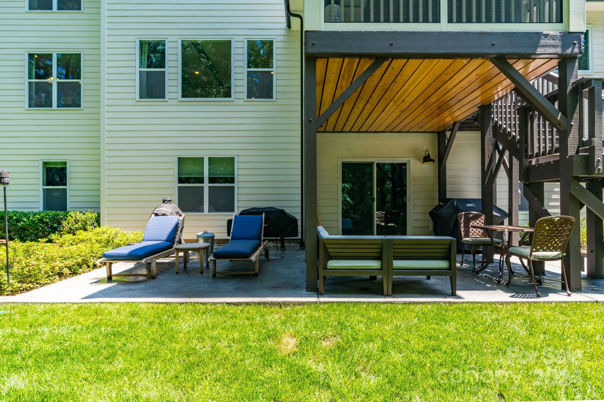 The Manors at Lake Ridge - Residential