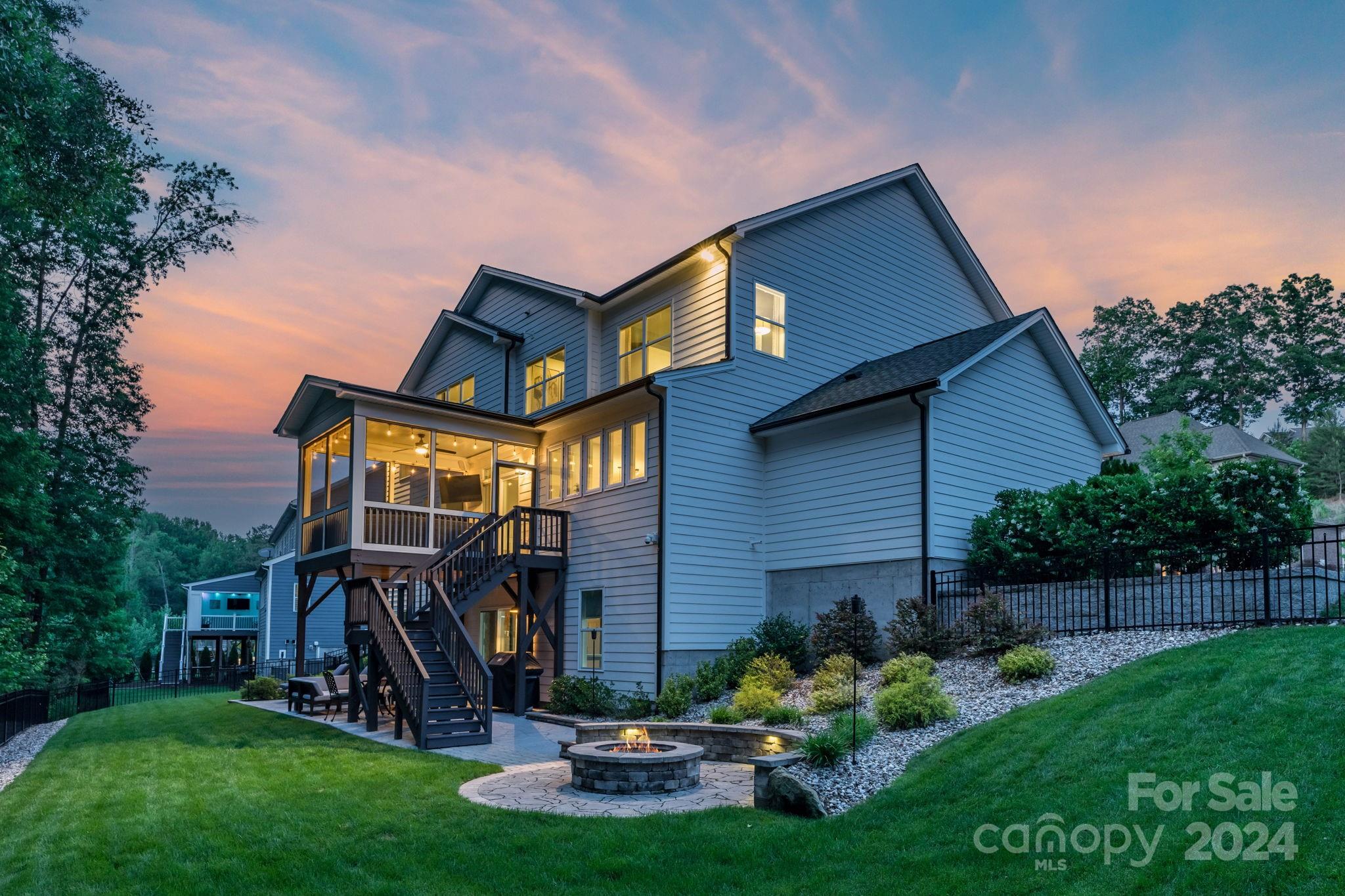 The Manors at Lake Ridge - Residential