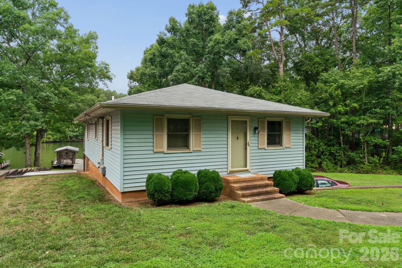 Country Club Estates - Residential