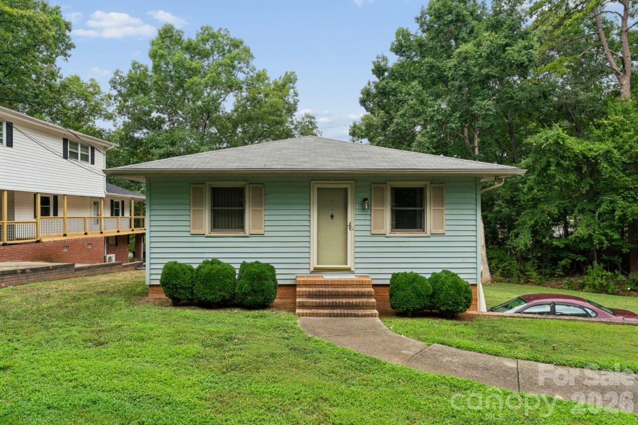 Country Club Estates - Residential