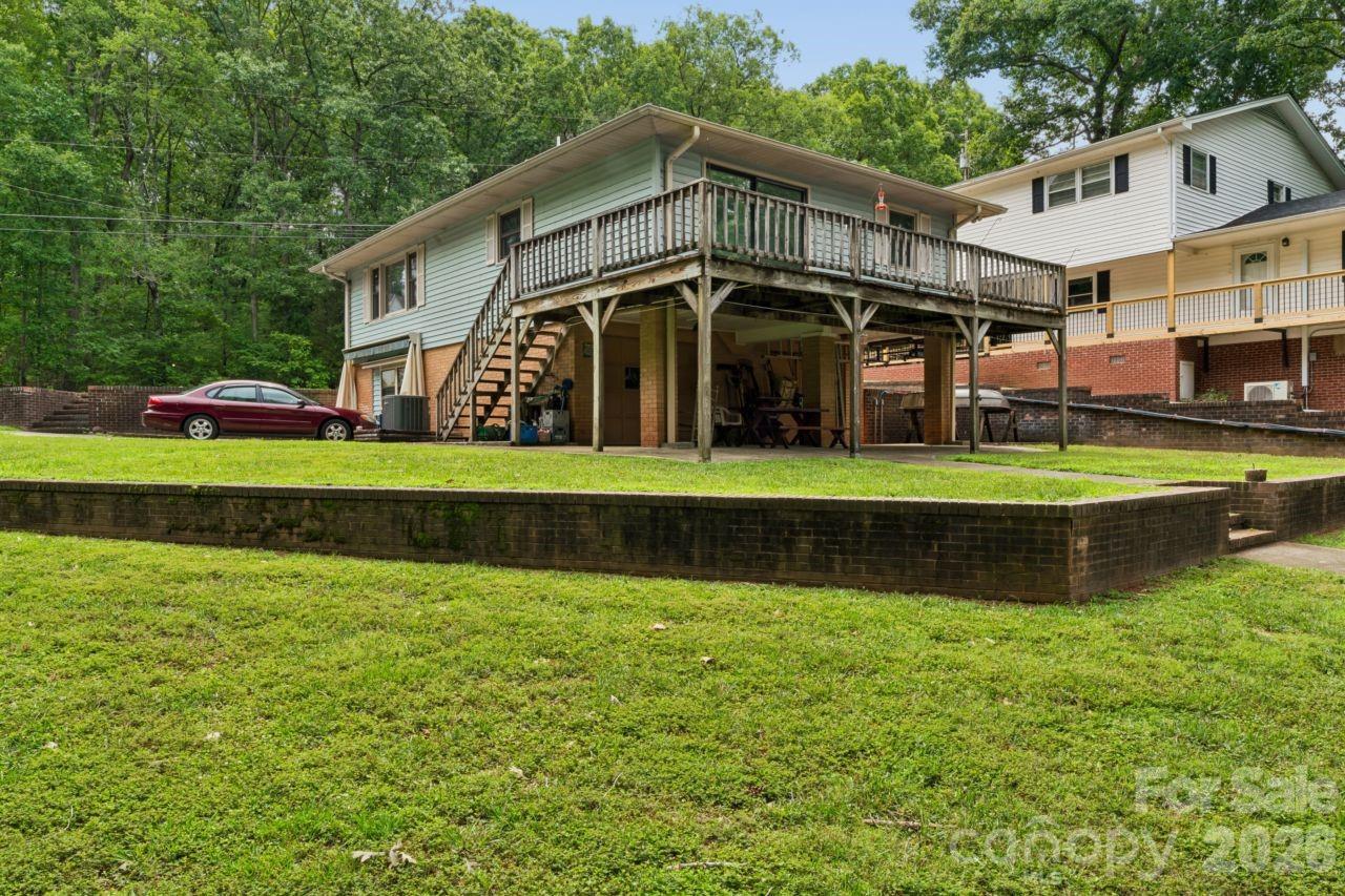 Country Club Estates - Residential