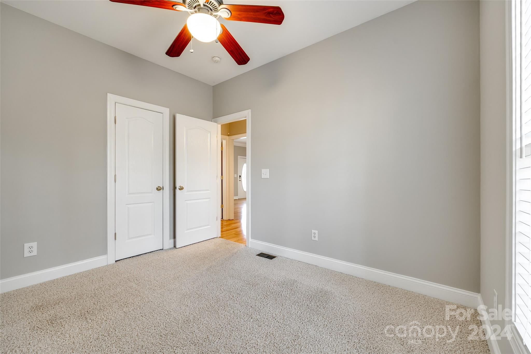 Country Club Estates - Residential