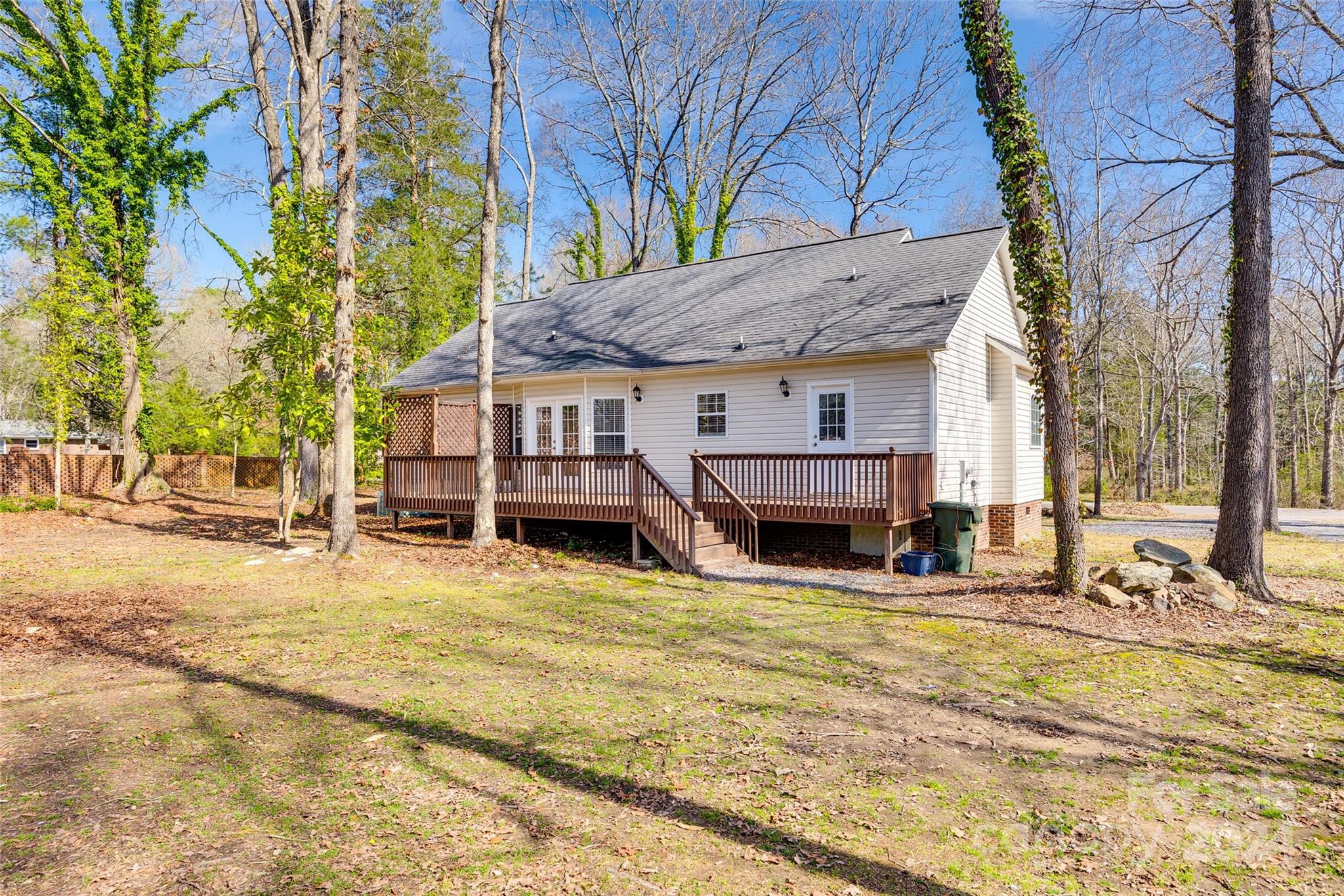 Country Club Estates - Residential