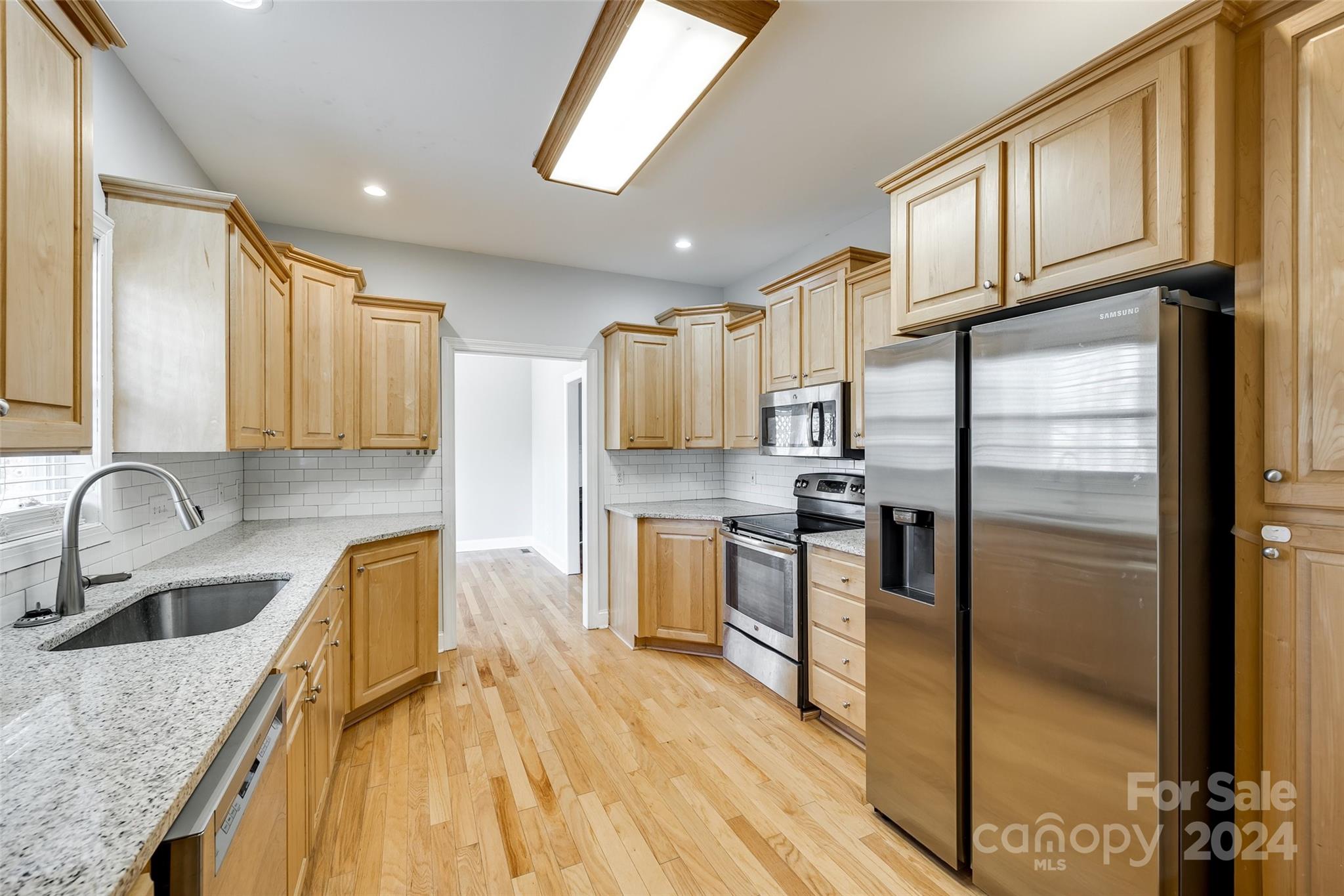 Country Club Estates - Residential