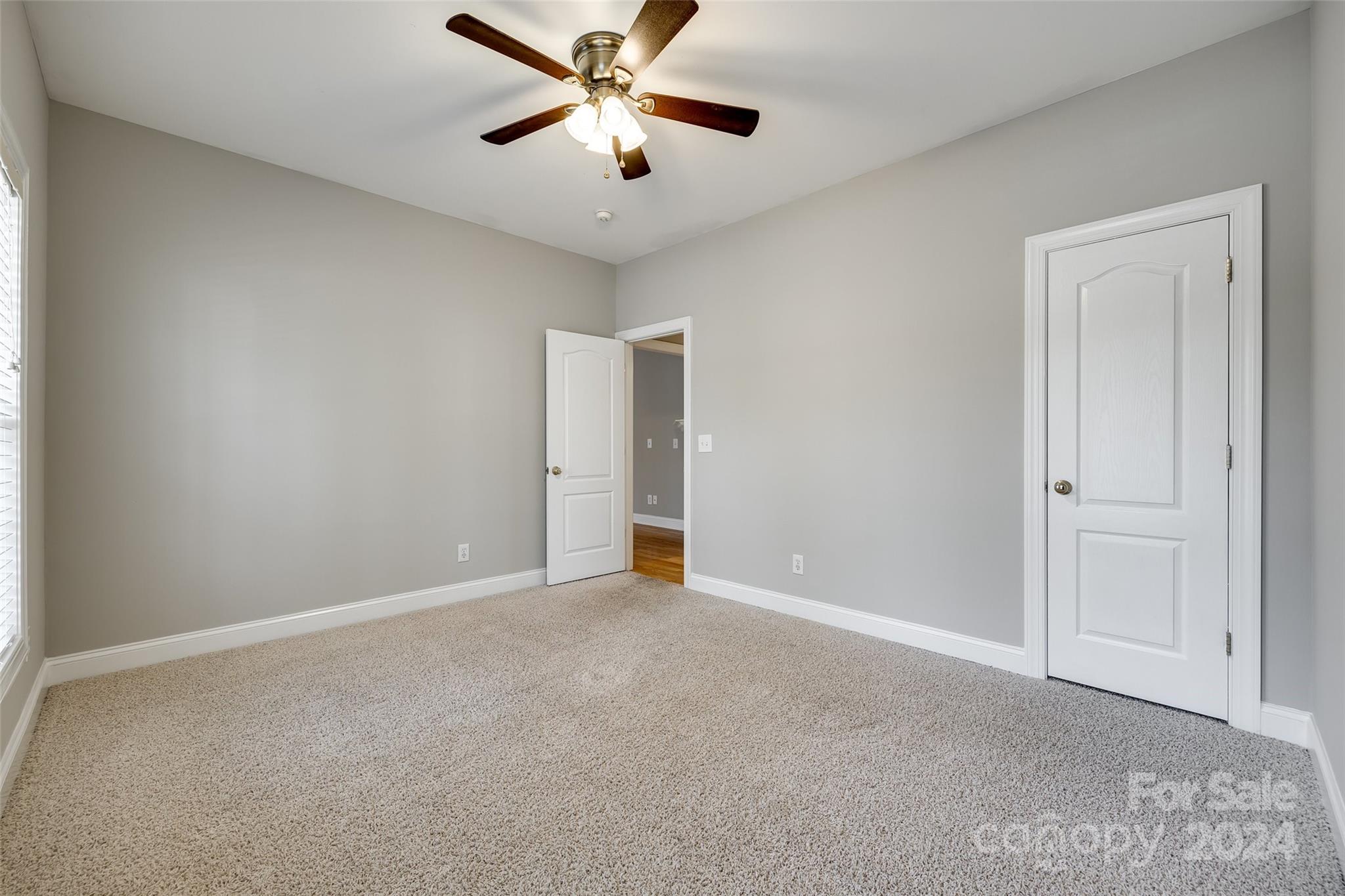 Country Club Estates - Residential
