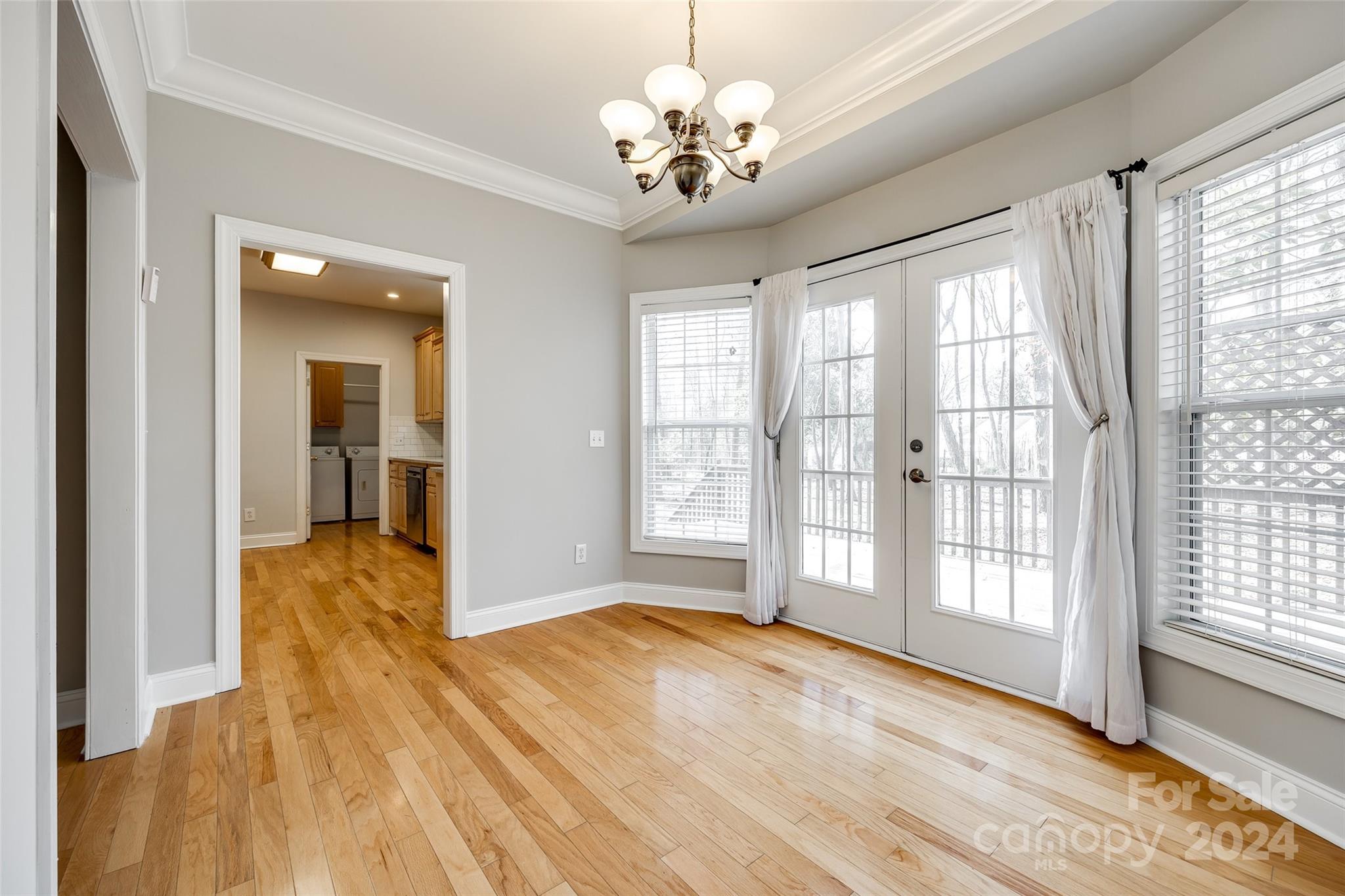 Country Club Estates - Residential