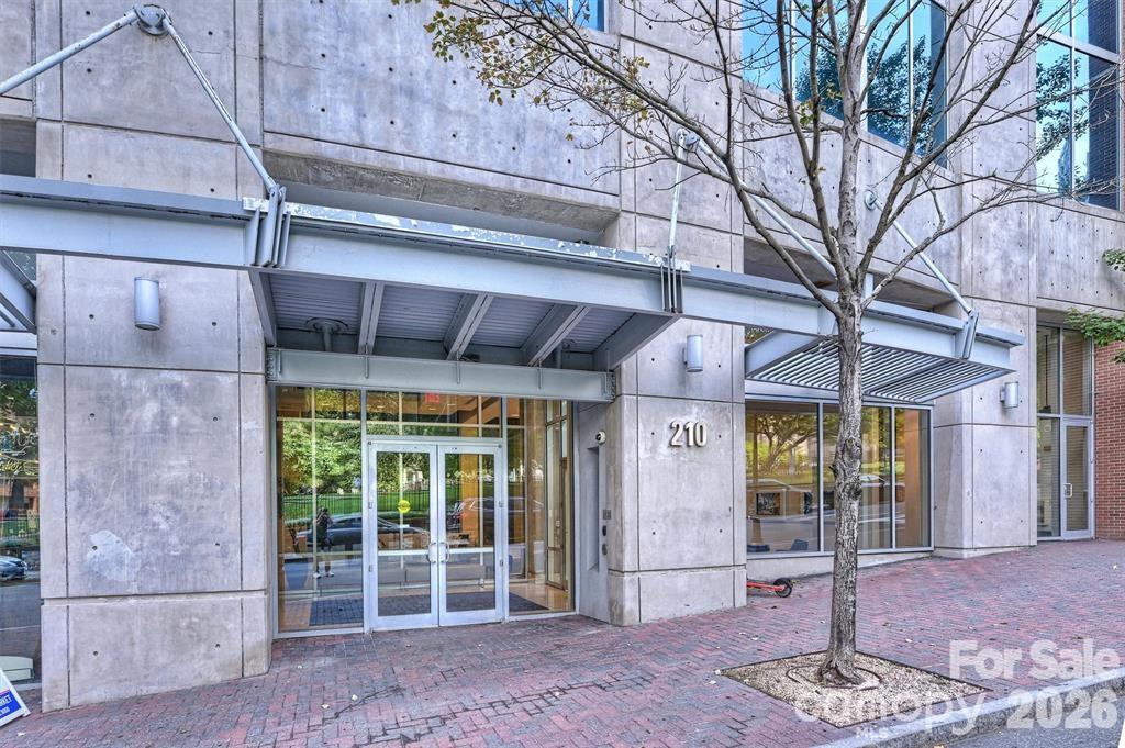 Avenue Condominiums - Residential