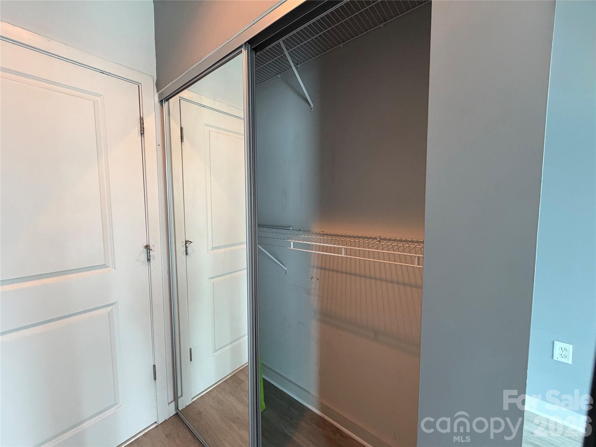 Avenue Condominiums - Residential