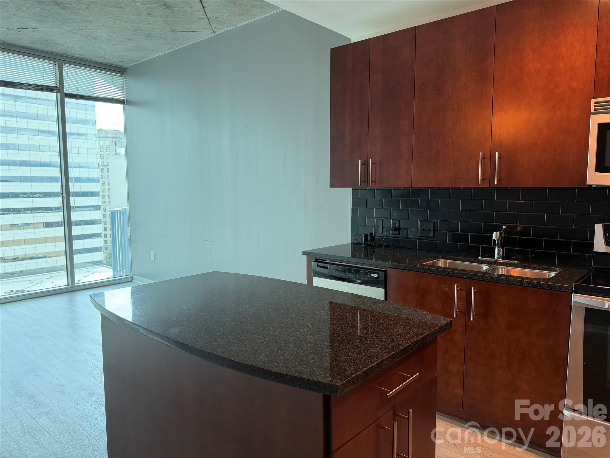 Avenue Condominiums - Residential