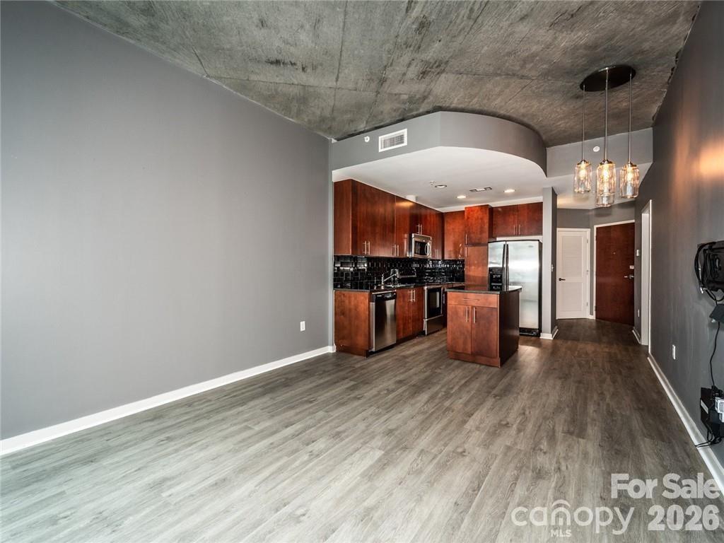 Avenue Condominiums - Residential