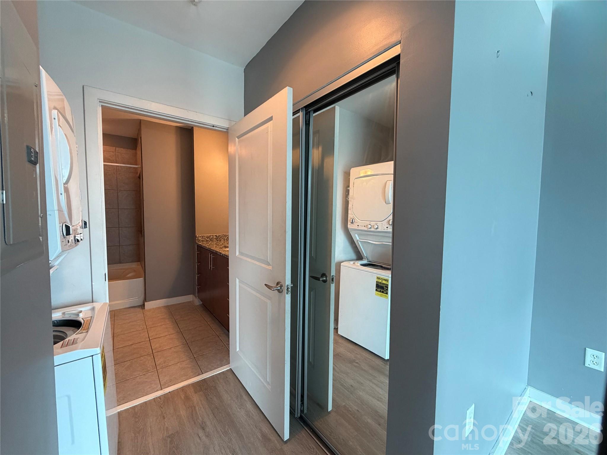 Avenue Condominiums - Residential