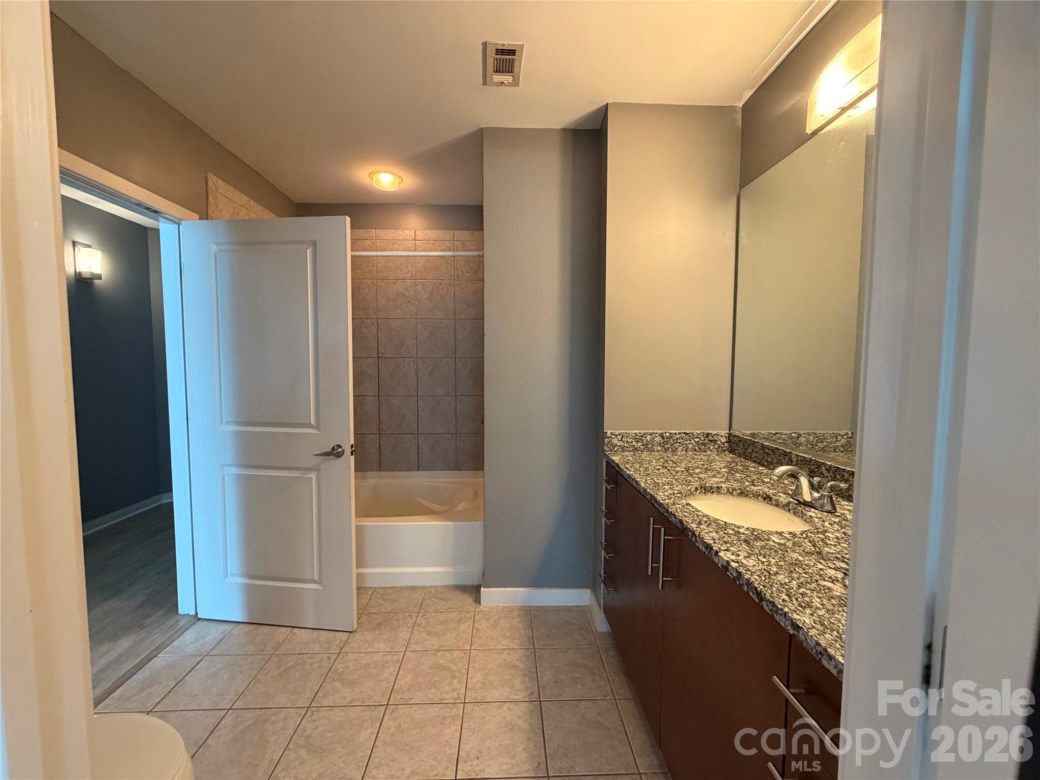 Avenue Condominiums - Residential