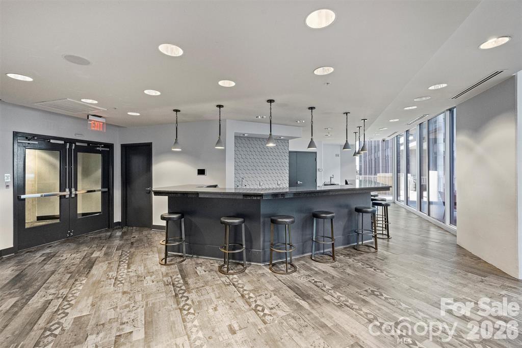 Avenue Condominiums - Residential