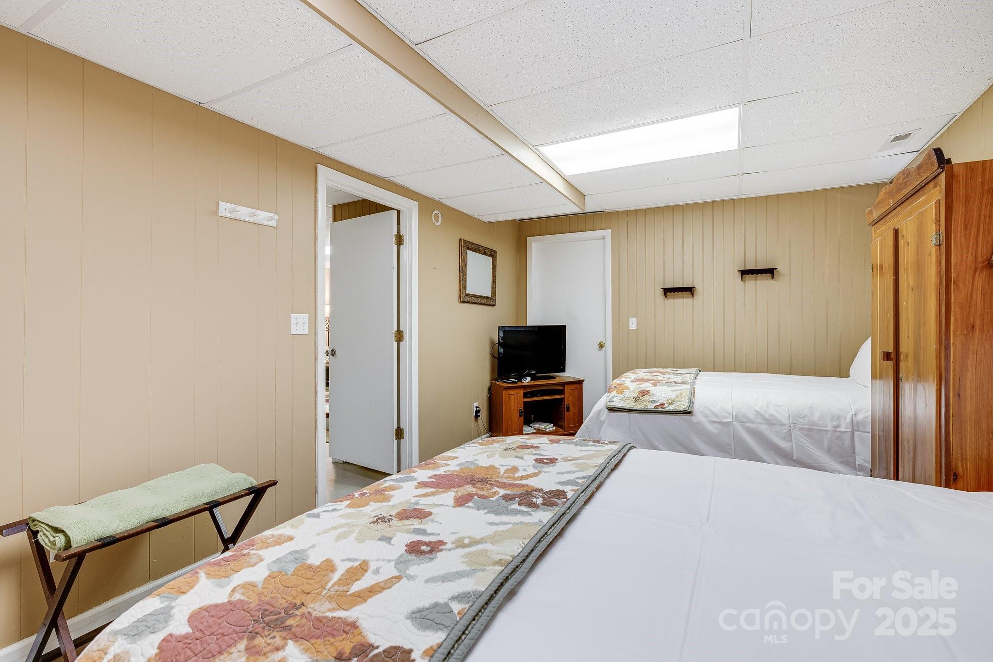 Wolf Laurel - Residential