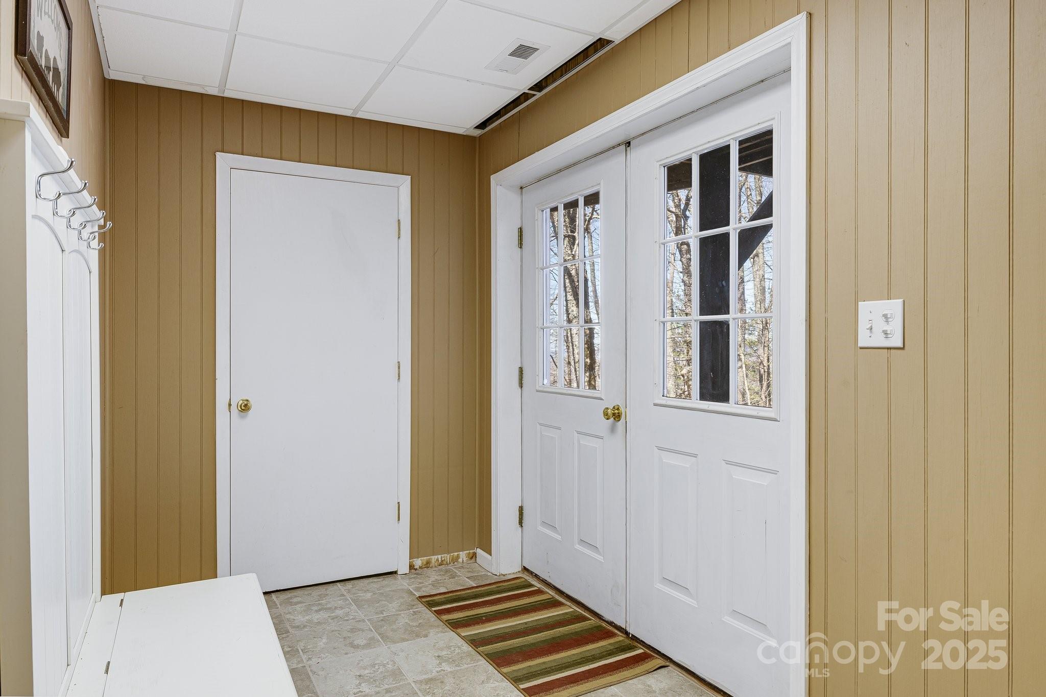 Wolf Laurel - Residential