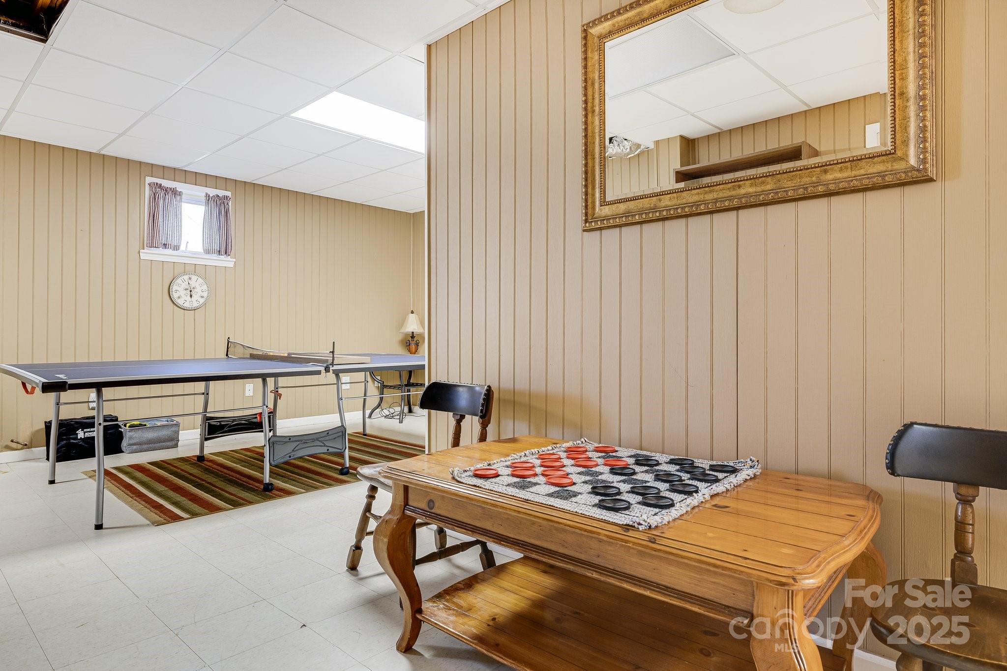 Wolf Laurel - Residential