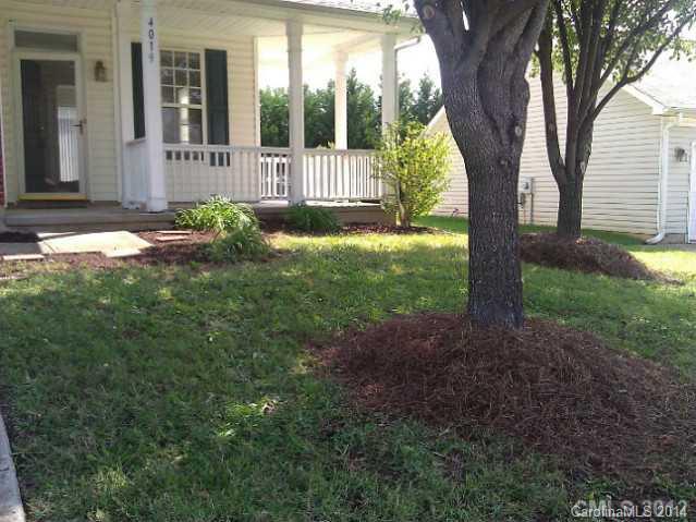 Great cul-de-sac lot with flat backyard and patio.  Home features TV niche above gas fireplace. Large master bedroom with vaulted ceilings. Master bedroom has separate garden tub & shower plus dual vanity sinks.  Community is convenient to I-485.