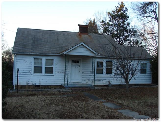 Charming one story, ranch style home! Home features spacious backyard with a large deck for entertaining guests and wooded backyard. There are 3 bedrooms with lots of closet space. Spacious kitchen with lots of cabinet space. Cozy living room with fireplace. Perfect opportunity to add your personal touch!