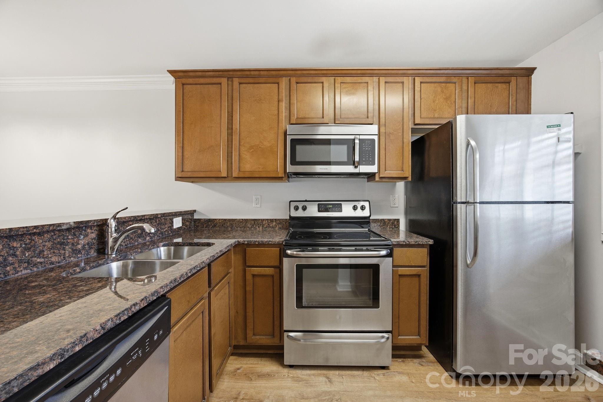 Williamsburg on Commonwealth - Residential